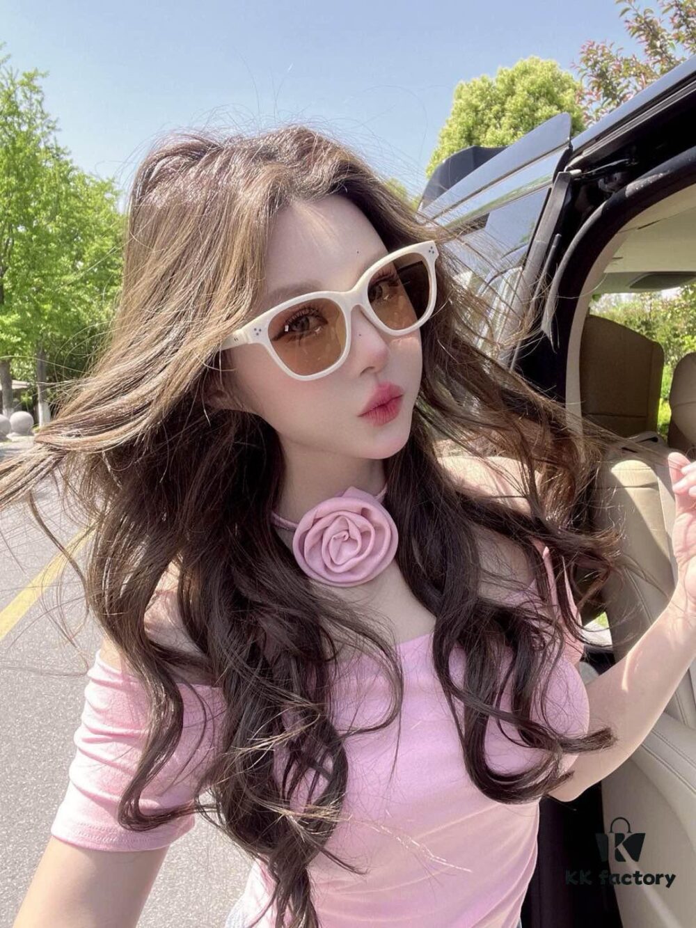 6931fe0b3a89a121ed54e3a0 Gucci Classic Small Frame Design Sunglasses, Flattering on All Face Shapes, Perfect with Coats or Dresses, Stylish and Elegant, Nylon Polarized Lenses for UV Protection, Model: G35504