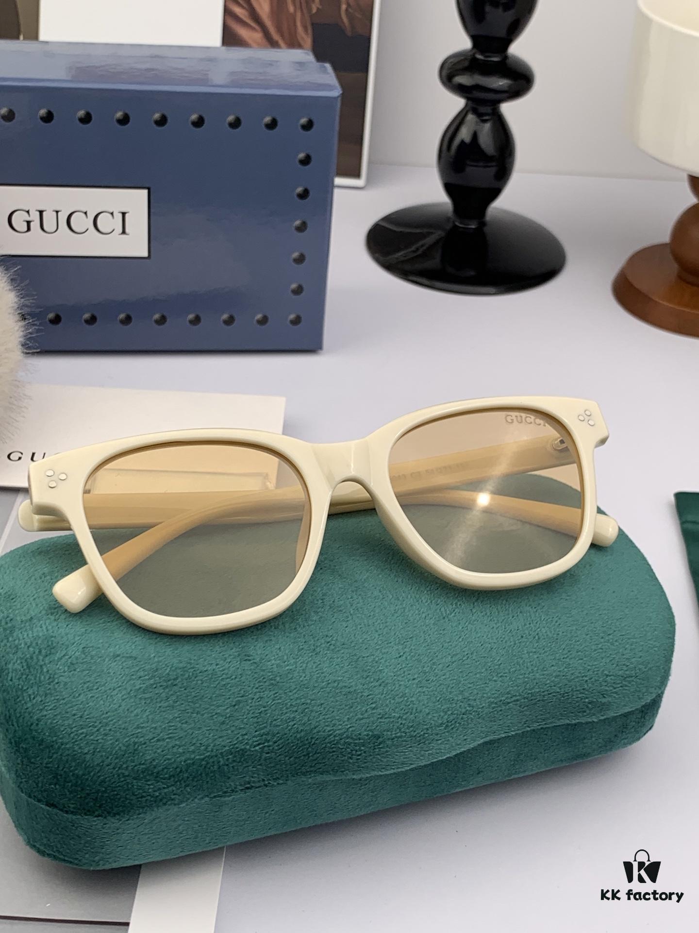 6931fe0c3a89a121ed54e3a5 Gucci Classic Small Frame Design Sunglasses, Flattering on All Face Shapes, Perfect with Coats or Dresses, Stylish and Elegant, Nylon Polarized Lenses for UV Protection, Model: G35504