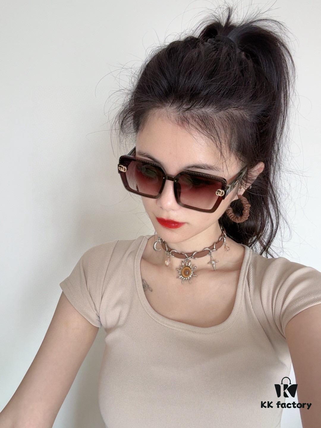 6931fe133a89a121ed54e404 GUCCI 2025 Spring New Arrival Trendy Fashion Square Frame Sunglasses High Quality Comfortable Wear Influencer Style Shades Model: G6130