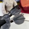 Stylish and Cool [GUCCI] Gucci New Model Sunglasses with Unique Charm and Avant-garde Design, Square Frame with Seamless Bridge for Ultimate Comfort