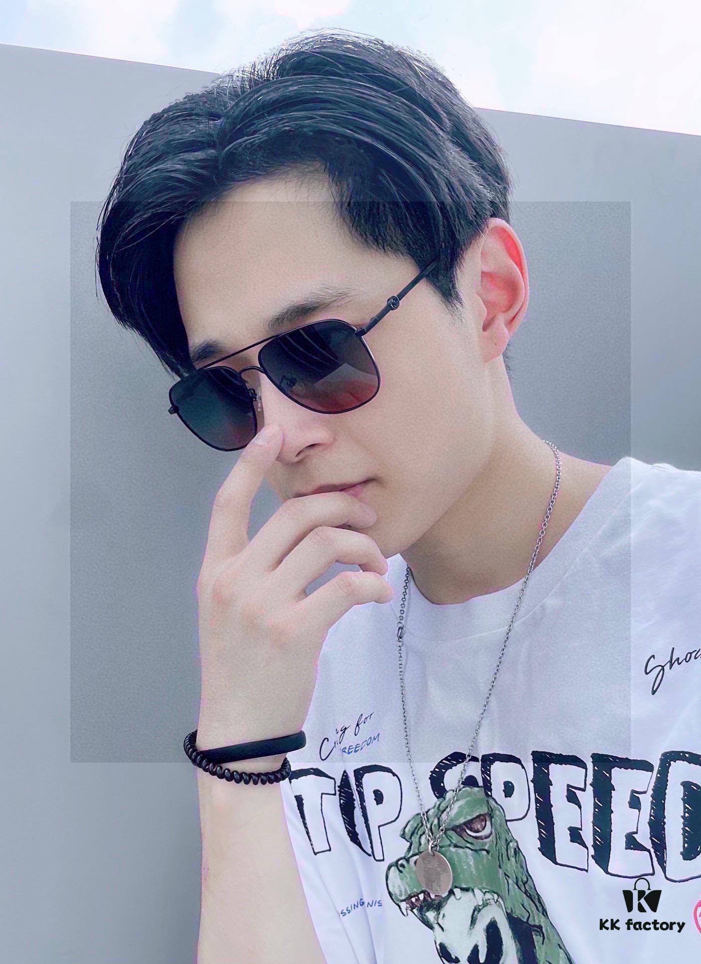 6931fe203a89a121ed54e4b2 Gucci Bee Original Men's and Women's Unisex Polarized Sunglasses with Metal Alloy Frame and Double G Bee Logo Temples