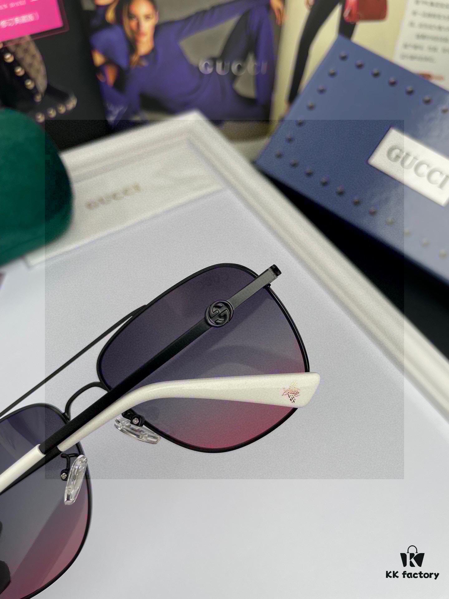 6931fe203a89a121ed54e4b7 Gucci Bee Original Men's and Women's Unisex Polarized Sunglasses with Metal Alloy Frame and Double G Bee Logo Temples