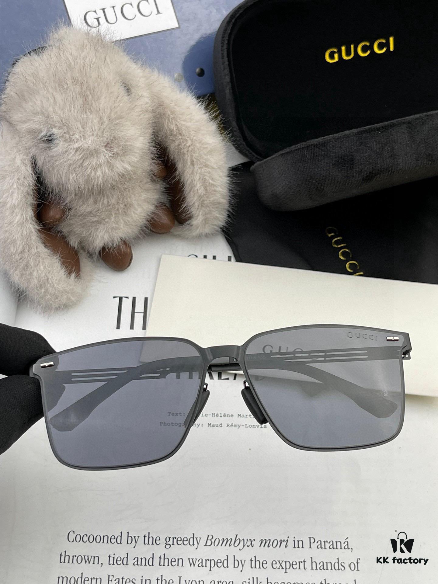 6931fe233a89a121ed54e4d7 GUCCI Men's Colorful Pilot Polarized Sunglasses