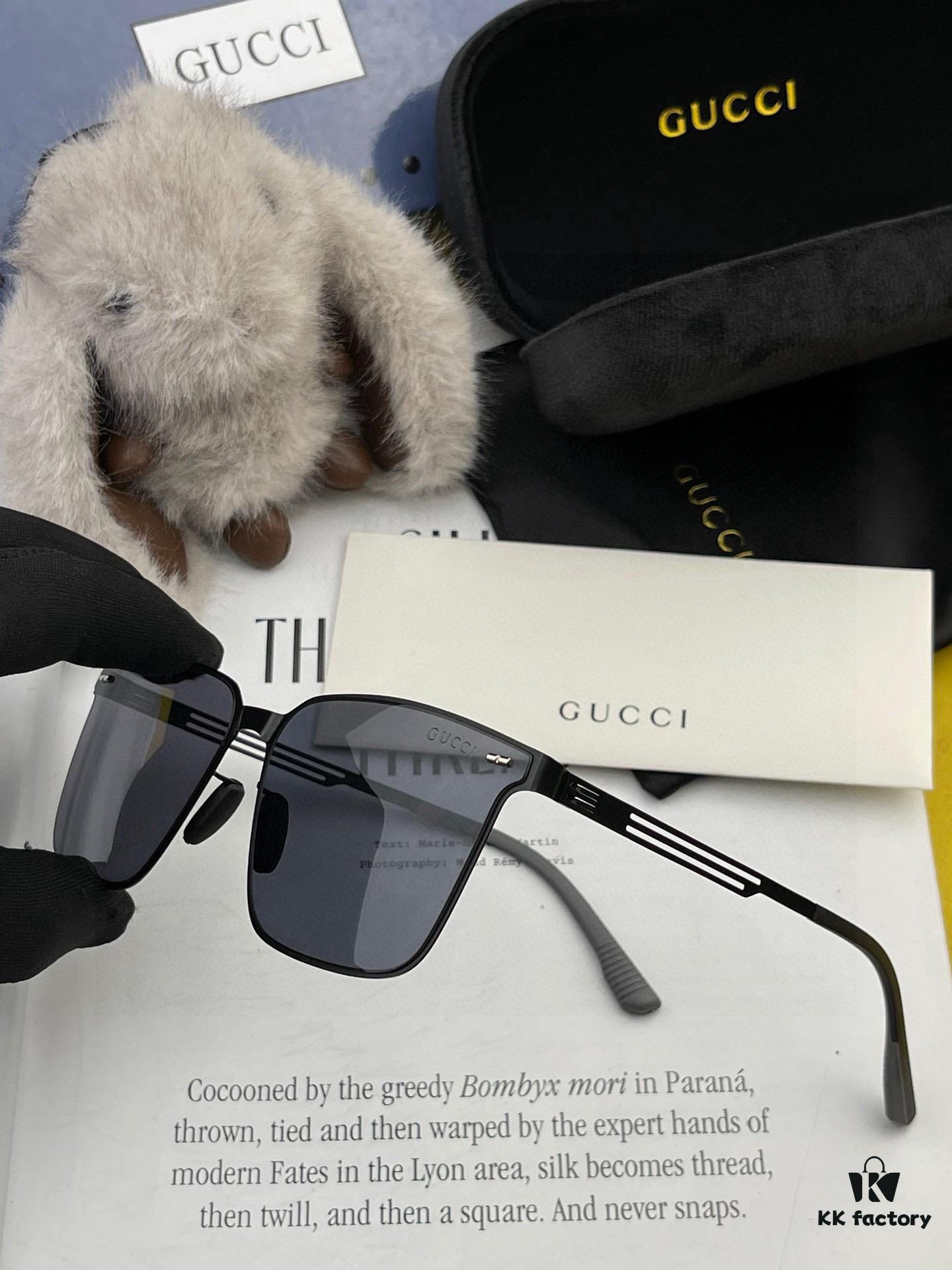 6931fe233a89a121ed54e4d9 GUCCI Men's Colorful Pilot Polarized Sunglasses