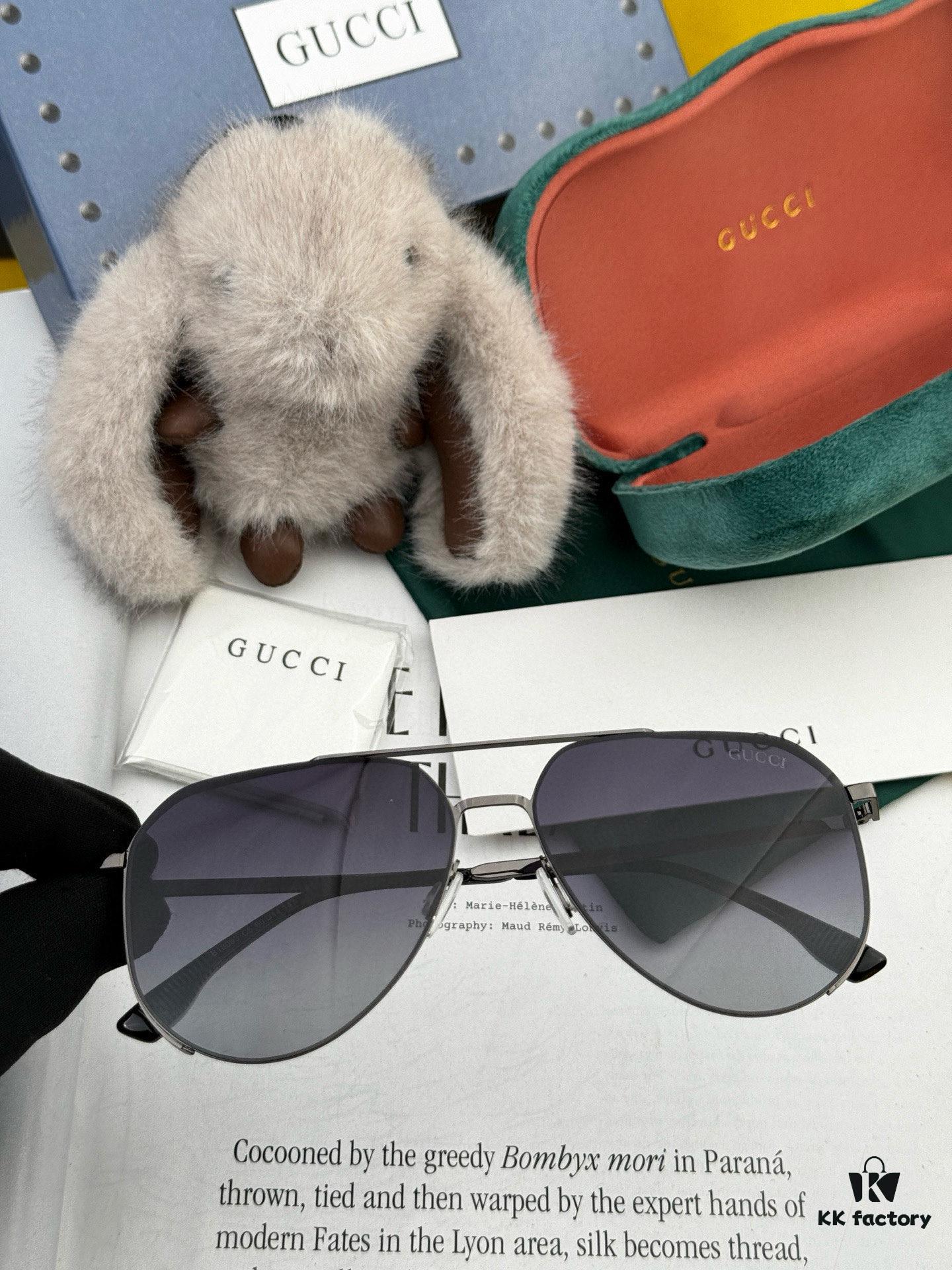 6931fe253a89a121ed54e4f1 GUCCI Men's Colorful Pilot Polarized Sunglasses