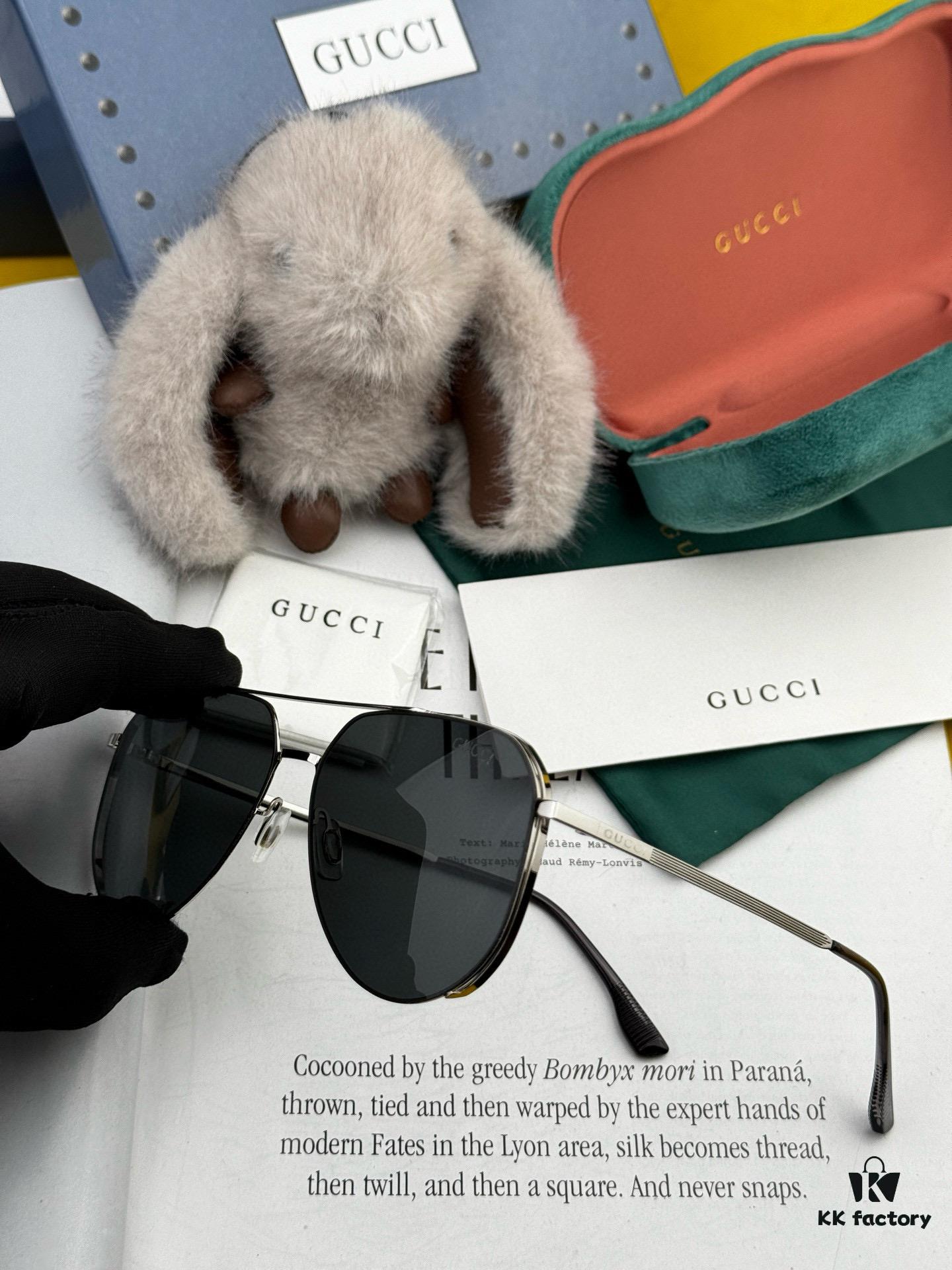 6931fe253a89a121ed54e4f5 GUCCI Men's Colorful Pilot Polarized Sunglasses