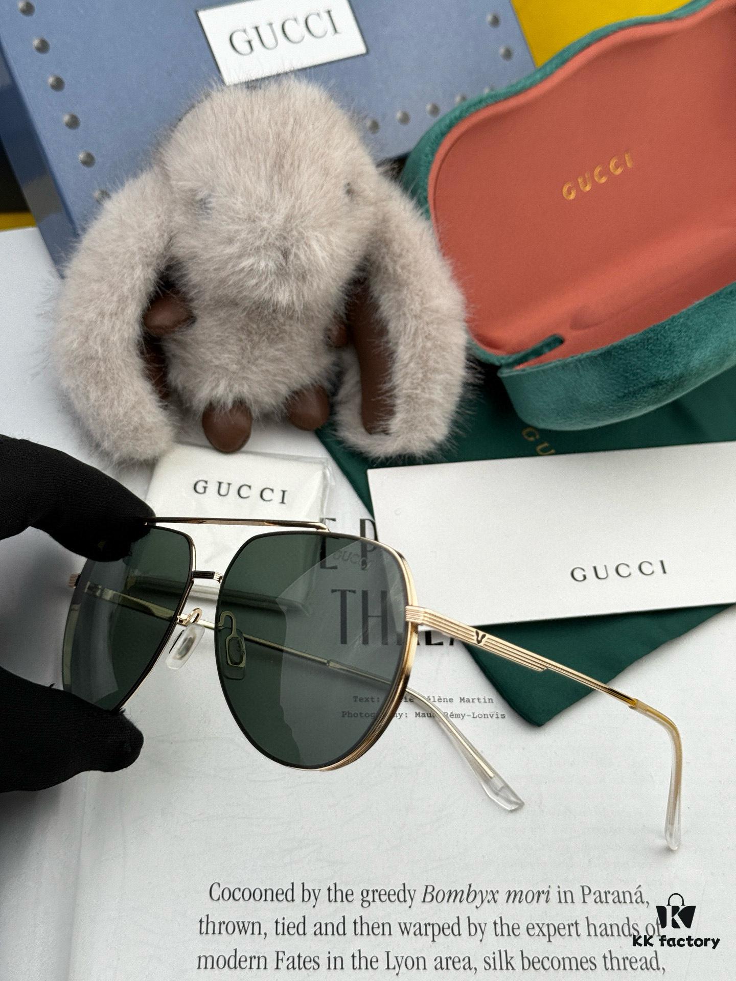 6931fe273a89a121ed54e510 GUCCI Men's Colorful Pilot Polarized Sunglasses