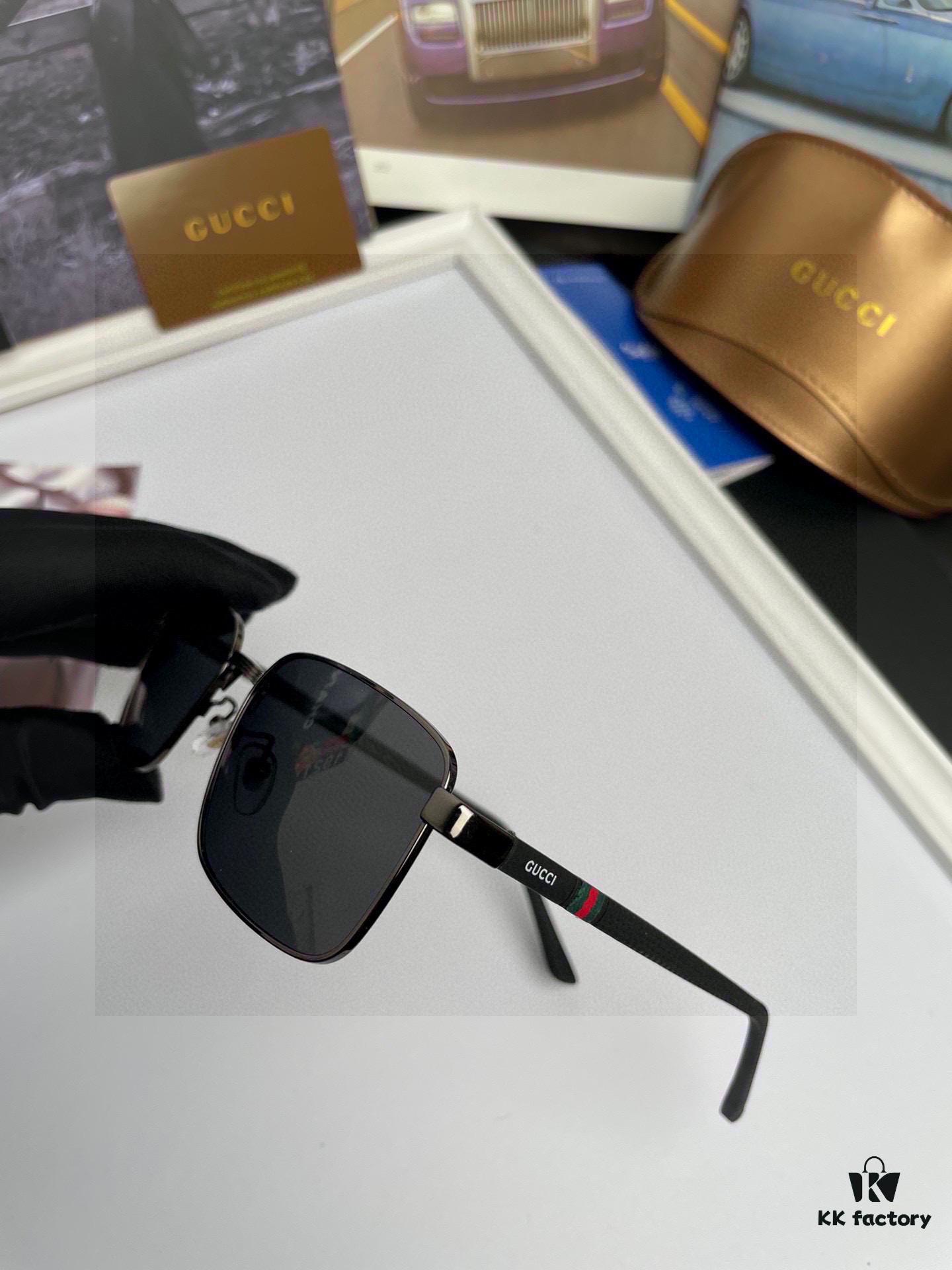 6931fe3c3a89a121ed54e61e Gucci Unisex High-Quality Polarized Sunglasses with Clear Optics, Premium Frame and Logo-Embossed Temples