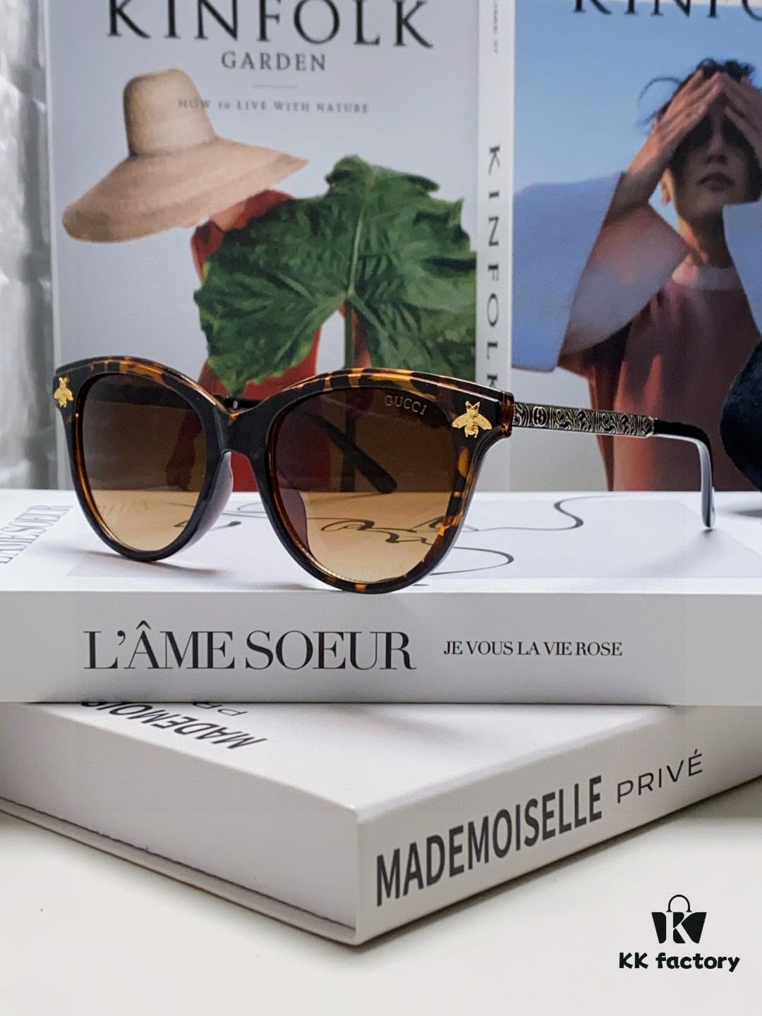 Gucci New Bee Design Sunglasses with Metal Hinges, UV Protection, Stylish and Face-Framing for Outdoor Fashion