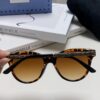 Gucci New Bee Design Sunglasses with Metal Hinges, UV Protection, Stylish and Face-Framing for Outdoor Fashion