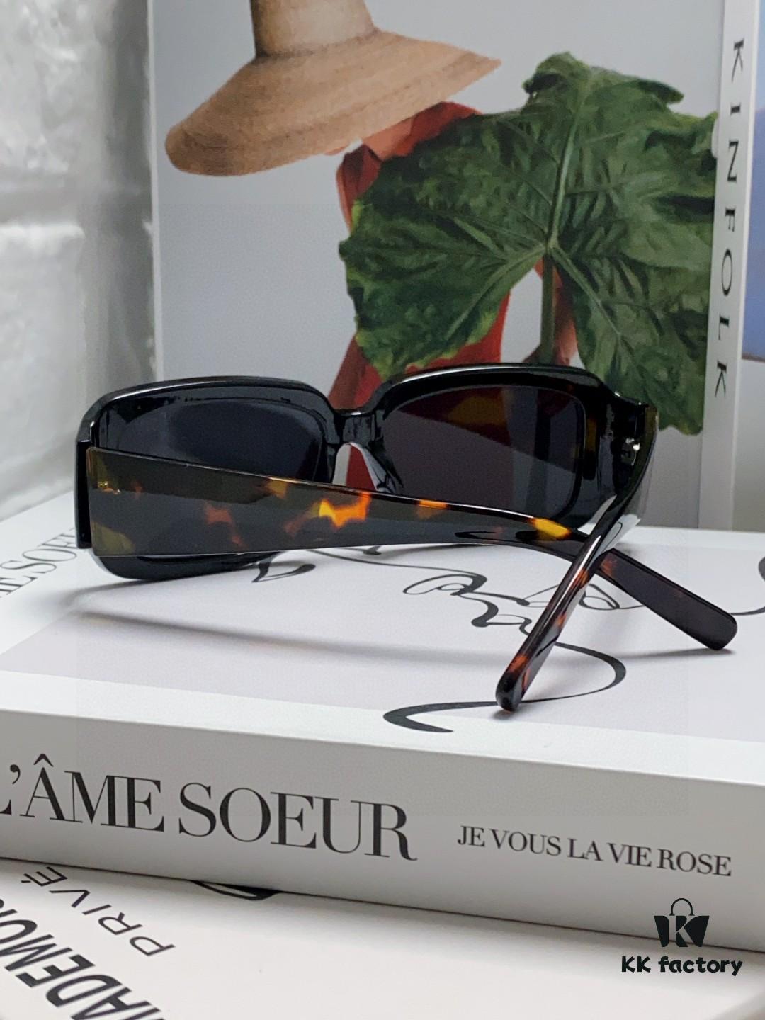 6931fe493a89a121ed54e6ca Gucci 2025 New Arrival Unisex Black Rectangular Acetate Sunglasses with Dual Side Logo, Trendy and Comfortable Oversized Sun Glasses