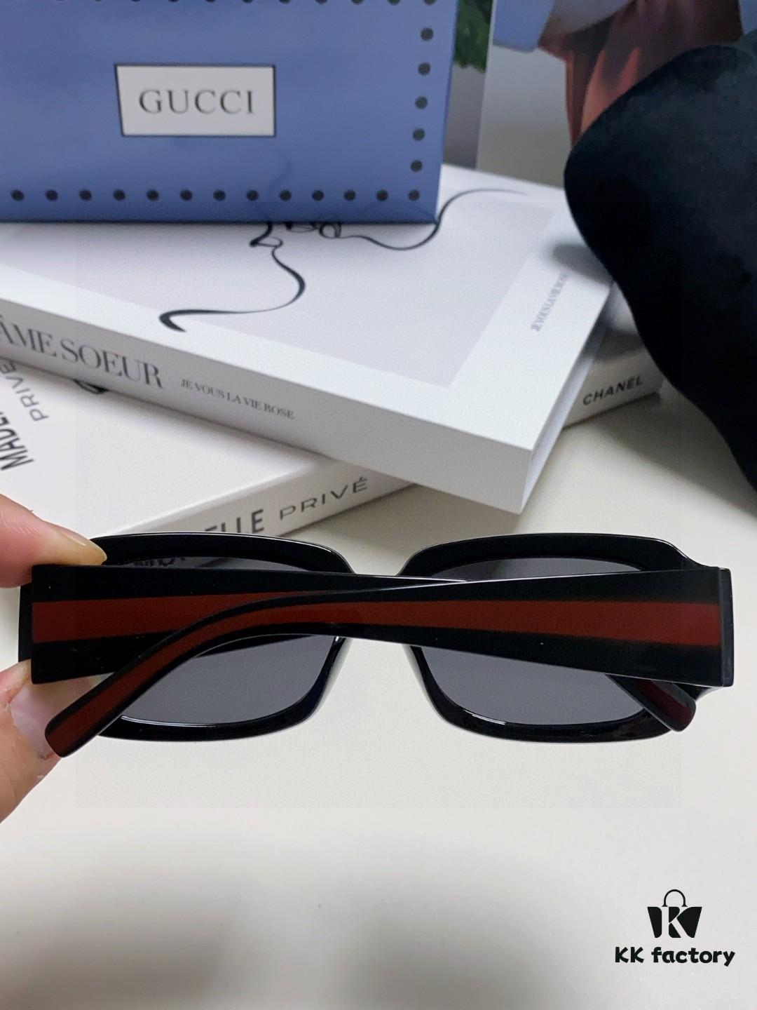 Gucci 2025 New Arrival Unisex Black Rectangular Acetate Sunglasses with Dual Side Logo, Trendy and Comfortable Oversized Eyewear