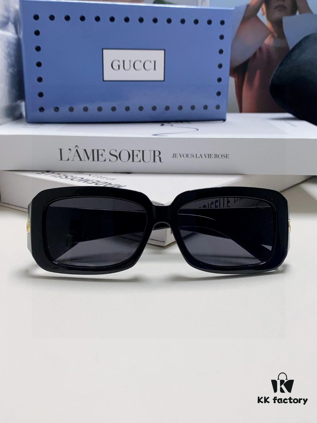 Gucci 2025 New Arrival Unisex Black Rectangular Acetate Sunglasses with Dual Side Logo, Trendy and Comfortable Oversized Eyewear