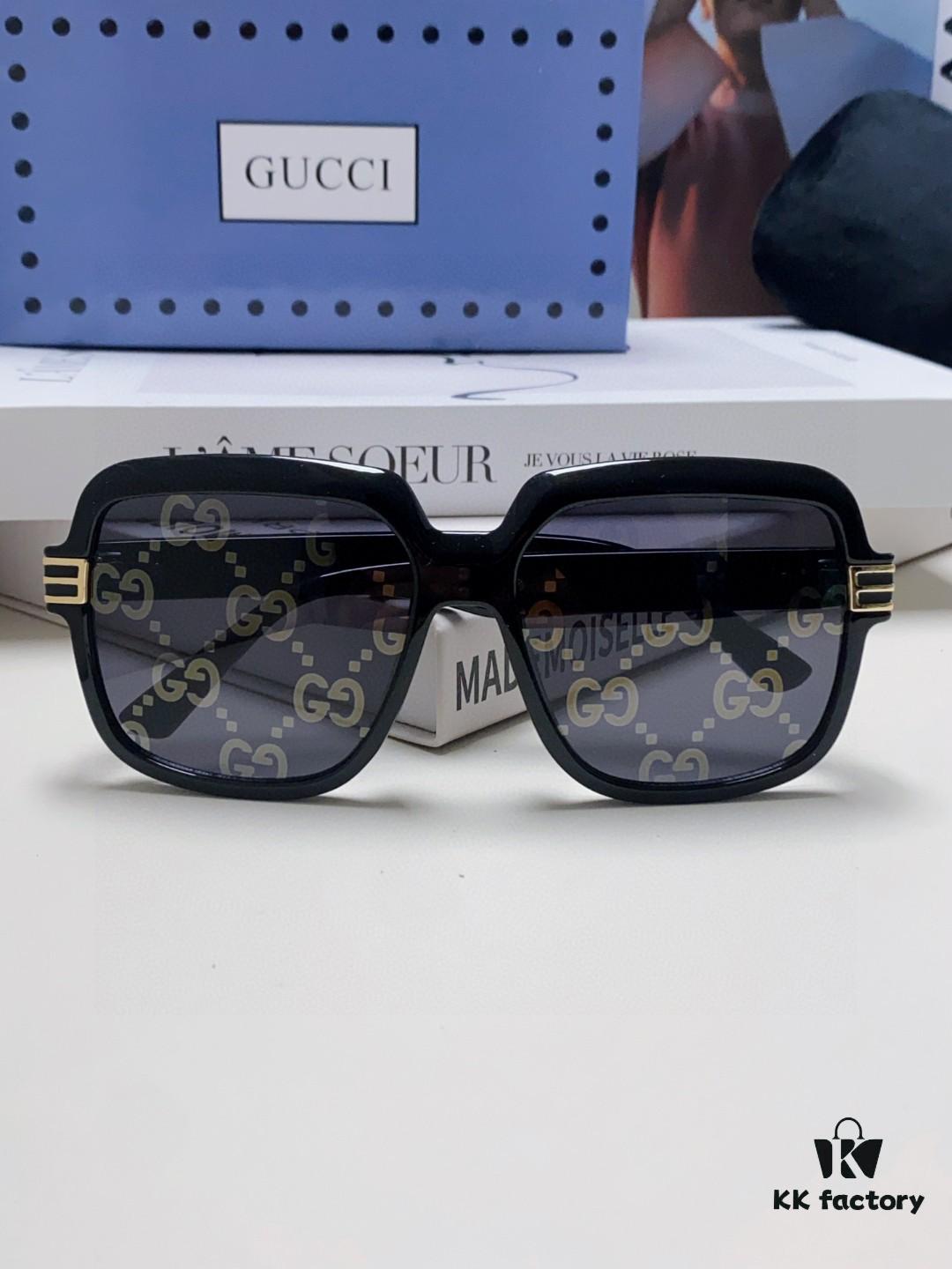 6931fe513a89a121ed54e72b Gucci 2025 New Arrival Classic Round Frame Unisex Design, Flattering on All Face Shapes, Perfect Match for Coats and Dresses, Iridescent Lens UV-Protective Sunglasses