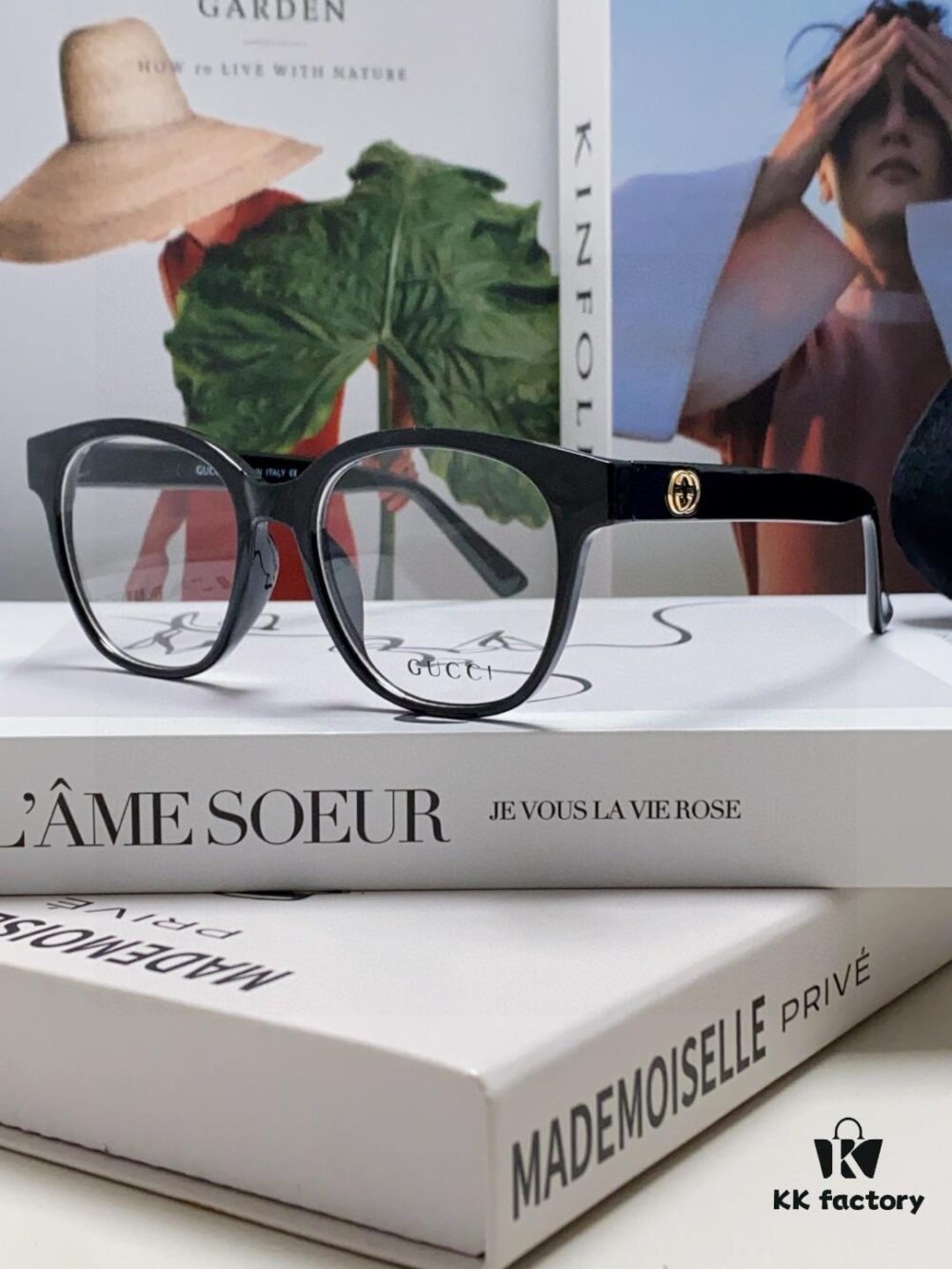 6931fe563a89a121ed54e775 Gucci 2025 New Arrival Women's Woven Art Close-Leg Frame Black Optical Glasses with Classic Red-Green Band, Fashionable Eyewear for Men and Women