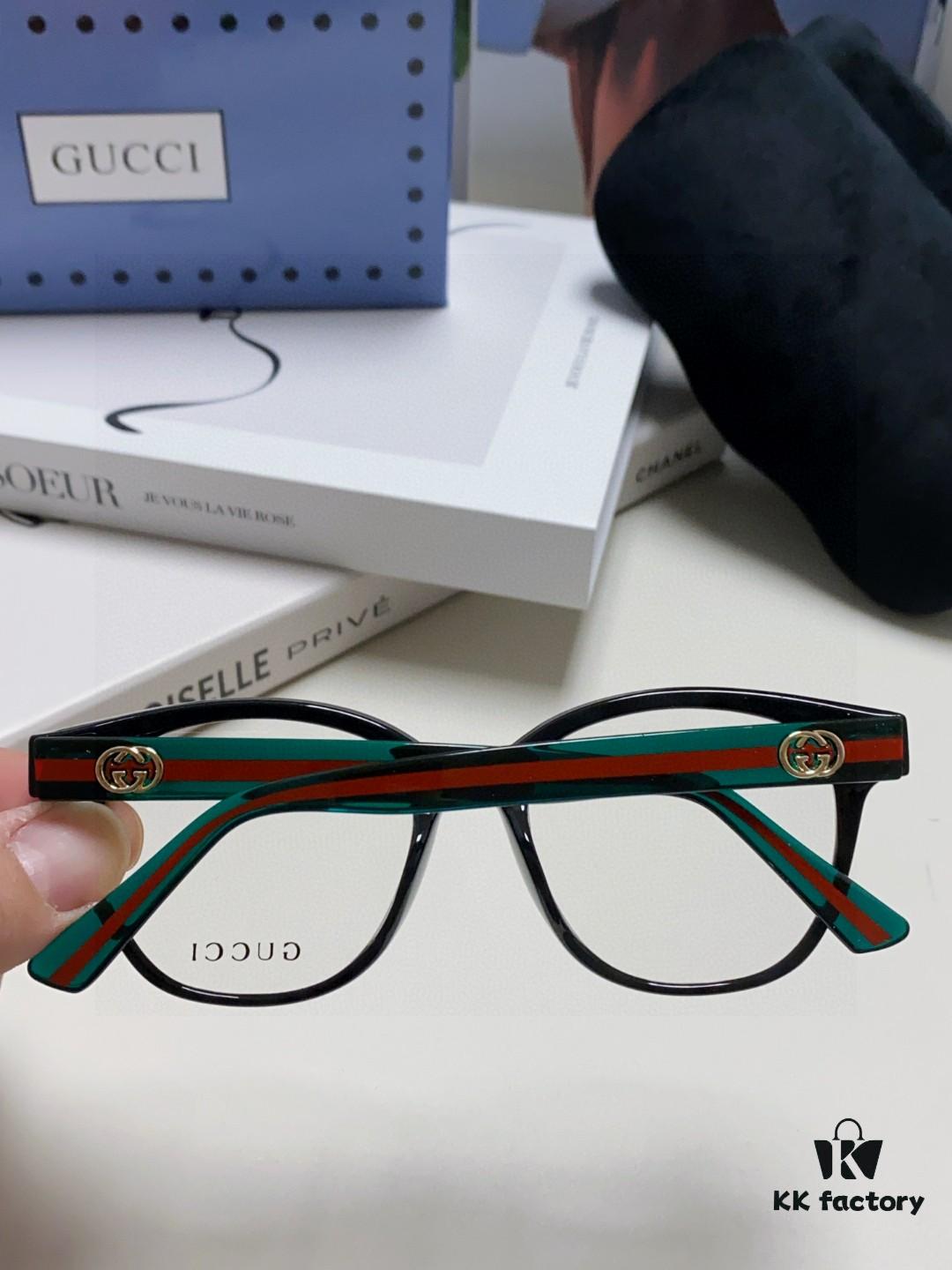 6931fe573a89a121ed54e783 Gucci 2025 New Arrival Women's Woven Art Close-up Frame Black Fashion Sunglasses with Classic Red and Green Band