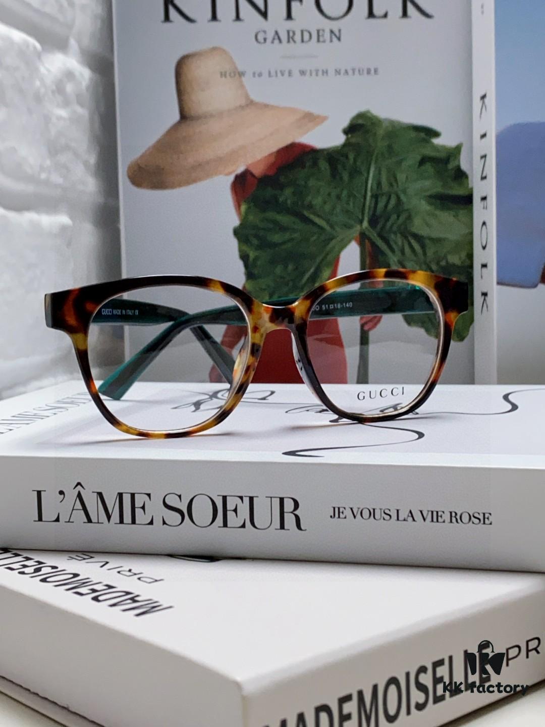 6931fe583a89a121ed54e78a Gucci 2025 New Arrival Women's Woven Art Close-Fit Frame Sunglasses with Classic Red-Green Band, Fashionable Unisex Eyewear