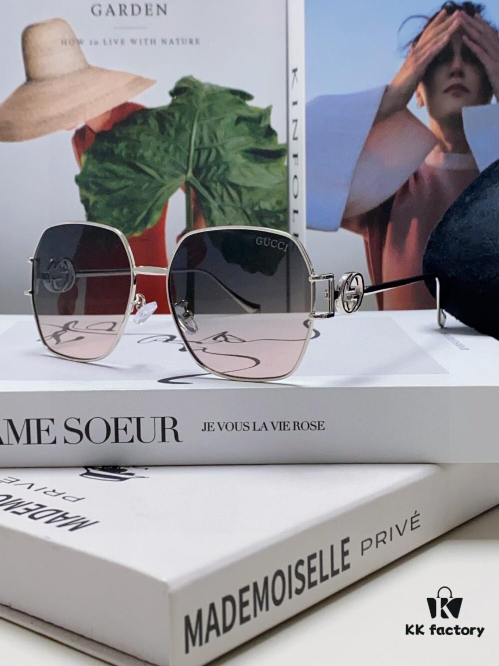 6931fe5a3a89a121ed54e7ab Gucci 2025 New Fashion Retro Stylish and Comfortable Unisex Sunglasses with Metal Avant-Garde Design, Versatile Trendy Shades Model 1207SA