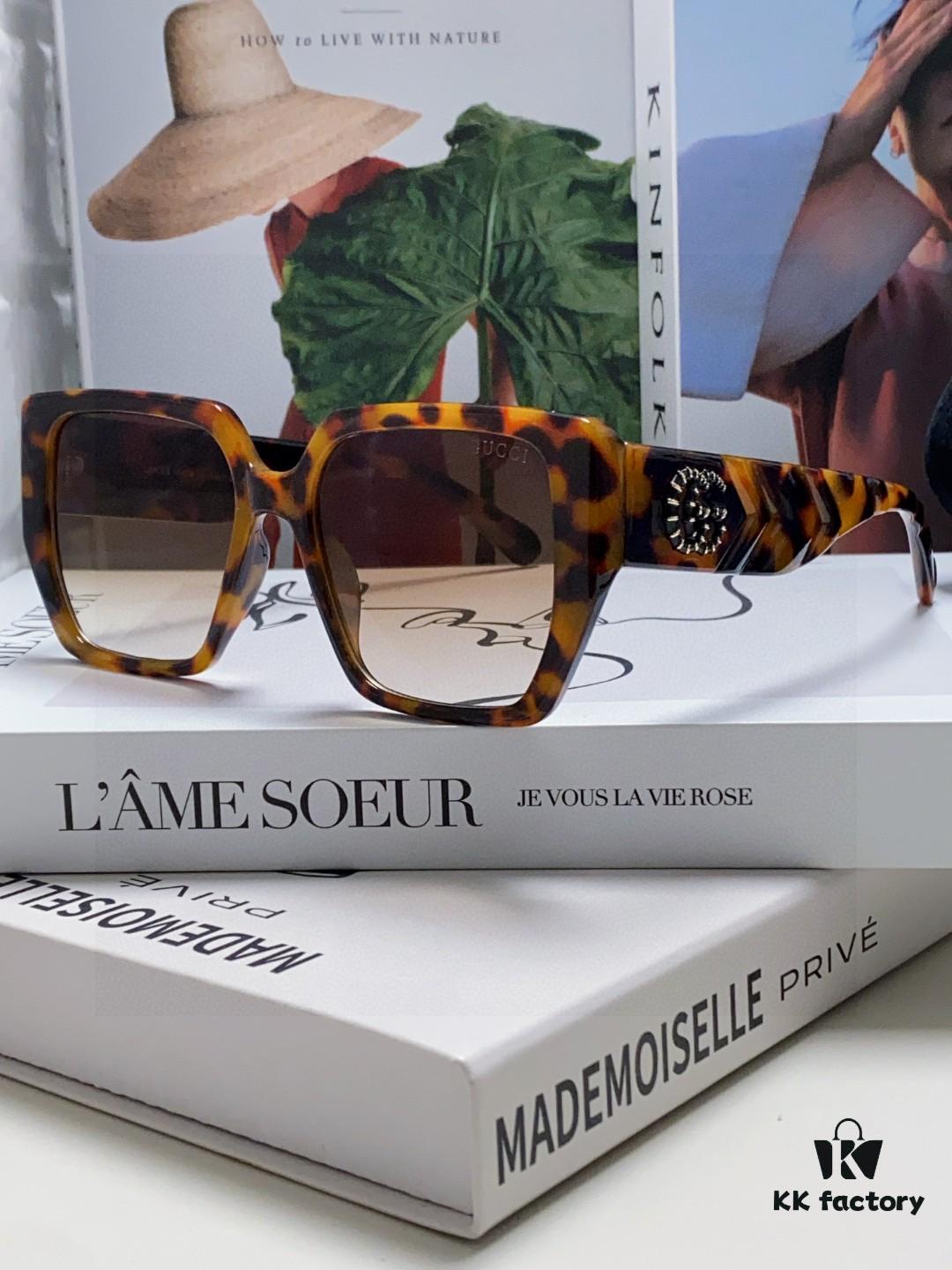 Gucci 2025 New Arrival Influencer Sunglasses for Women, Oversized Black Polarized Sunglasses, Round Face Friendly Celebrity Style Unisex Sun Glasses