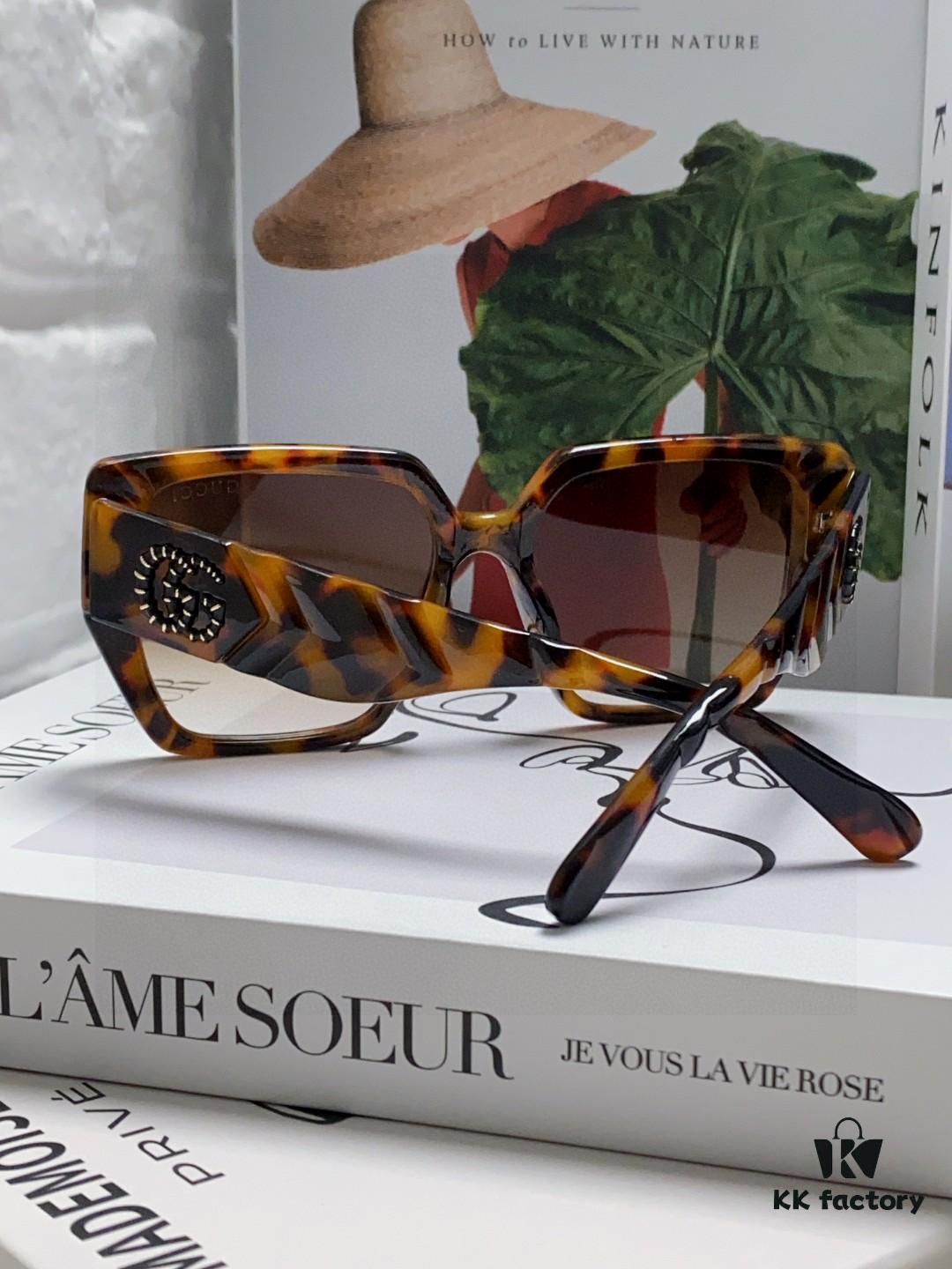 Gucci 2025 New Arrival Influencer Sunglasses for Women, Oversized Black Polarized Sunglasses, Round Face Friendly Celebrity Style Unisex Sun Glasses