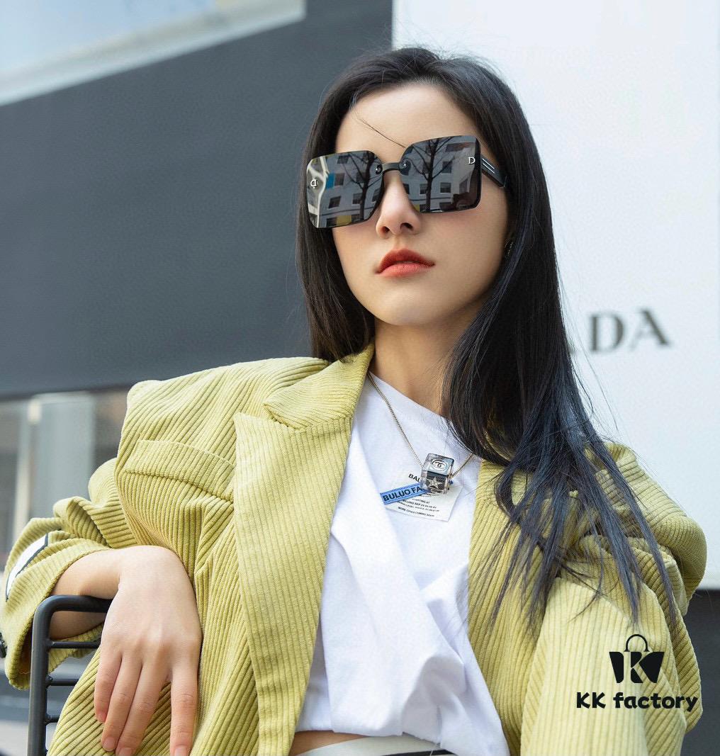 6931fe653a89a121ed54e835 【DIOR】2025 Spring New Arrival Trendy Fashion Square Polarized Sunglasses High-Quality Comfortable Fit Influencer Style Women's HD Polarized Sunglasses 🕶️ Premium TR Frame Model: CD2682