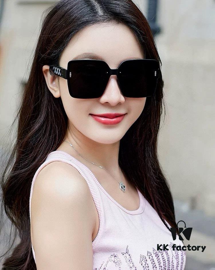 6931fe693a89a121ed54e86a DIOR Dior 2025 Spring New Arrival Trendy Popular Fashion Square Frame Sunglasses High Quality Comfortable Wear Influencer Style Women's HD Sunglasses
