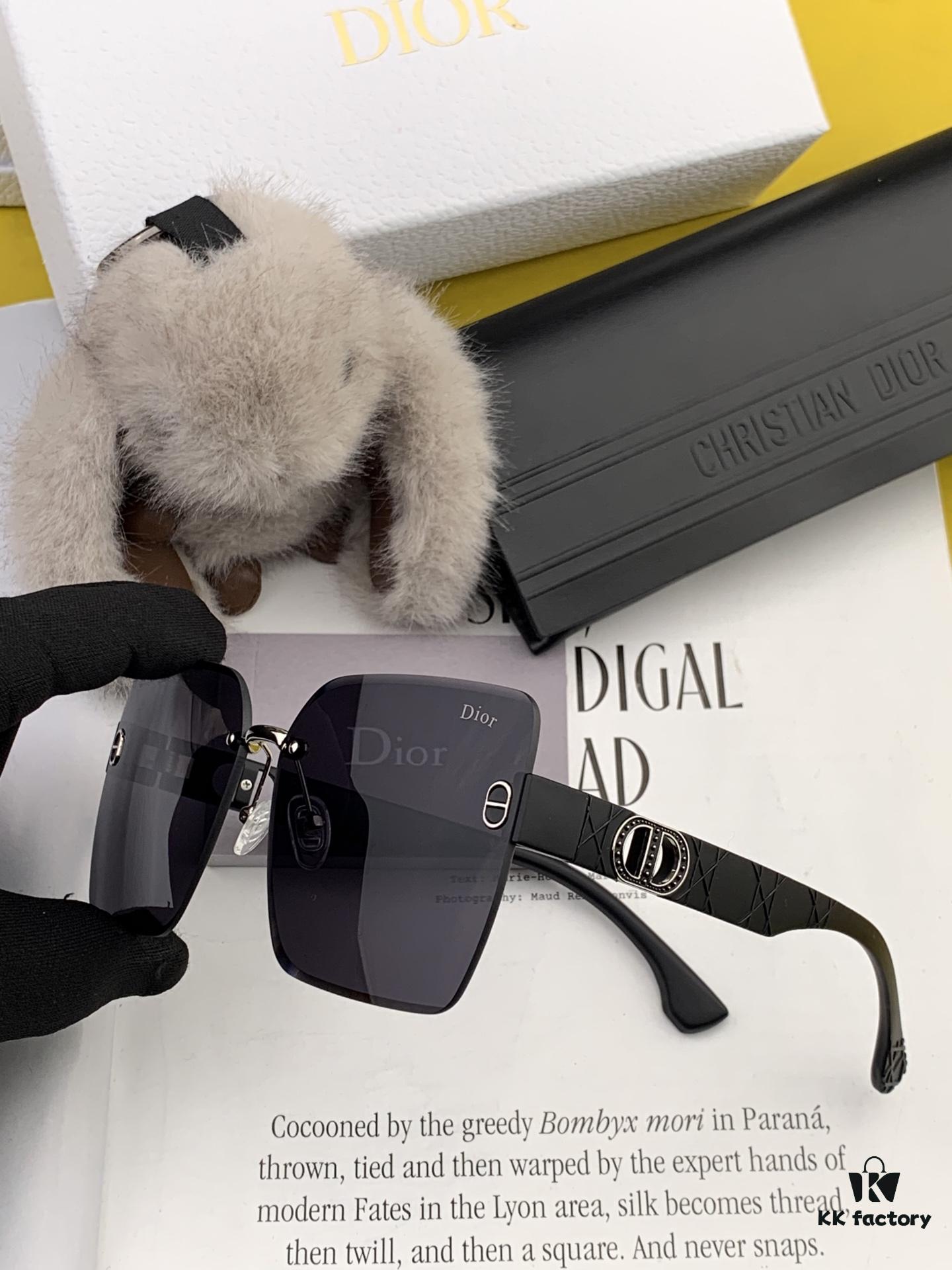 6931fe793a89a121ed54e93e 【DIOR - Dior】2025 Spring New Arrival Trendy Popular Fashion Square Sunglasses High Quality Comfortable Fit Influencer Style Sunglasses Model: D3550