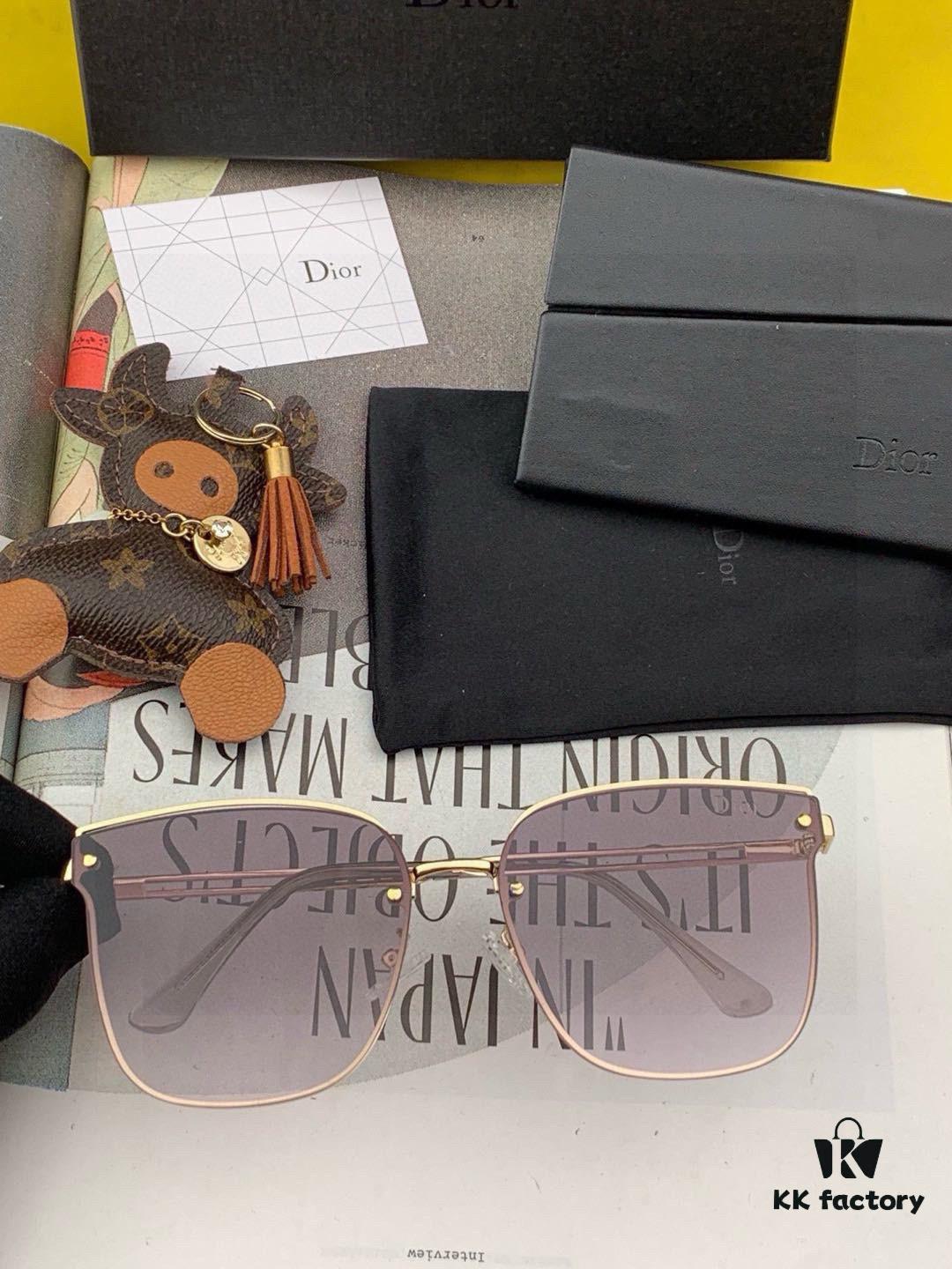 6931fe793a89a121ed54e943 【TR Polarized Series】DIOR Classic Square Frame Design, Universal Fit for All Face Shapes, Exudes Elegance with Coats or Dresses, Nylon Polarized Lenses for UV Protection, Model: CD1150 Sunglasses