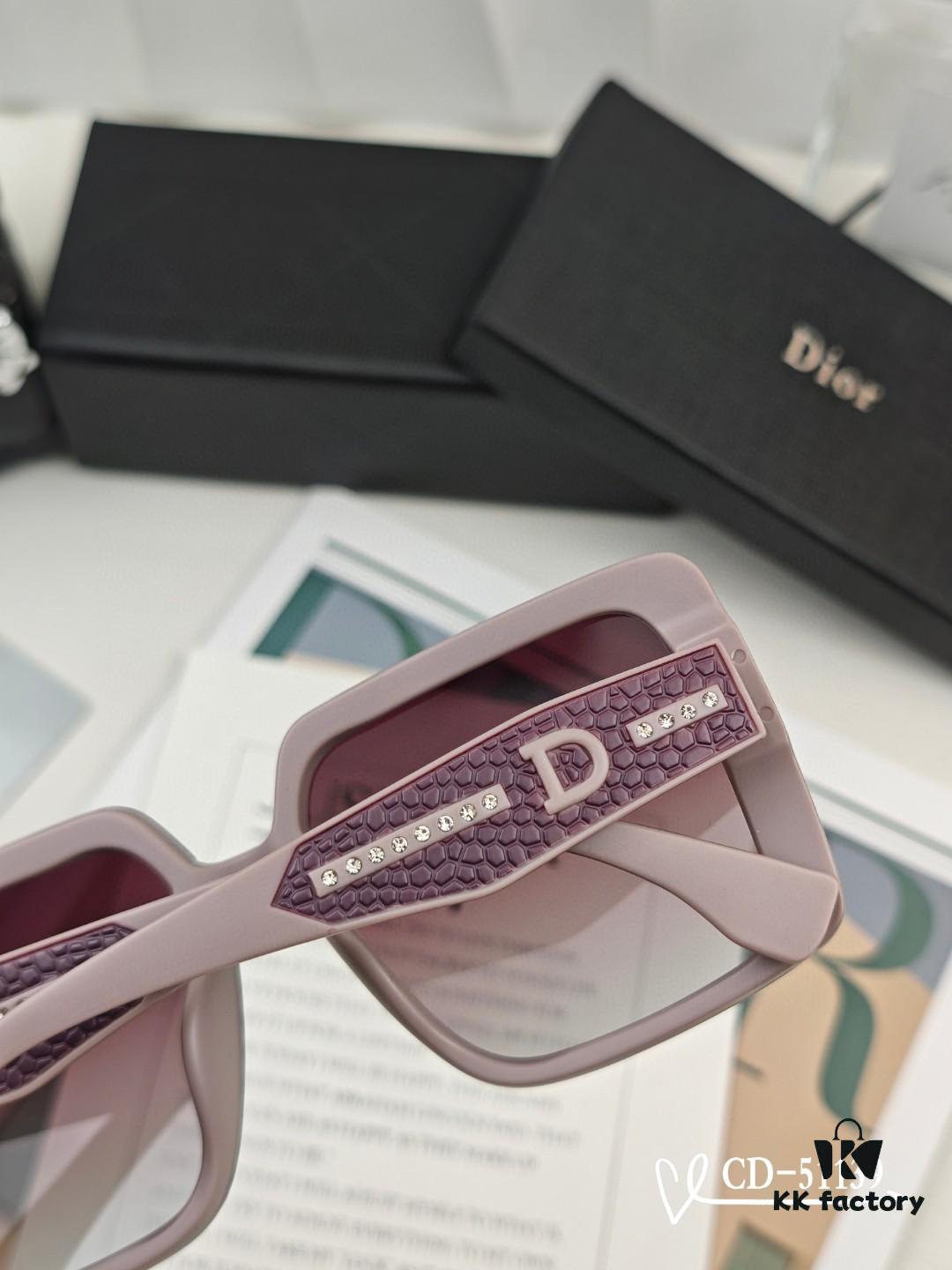 6931fe7d3a89a121ed54e96b DIOR France | Polarized Sunglasses with TR90 Frame and Plutonite Lens