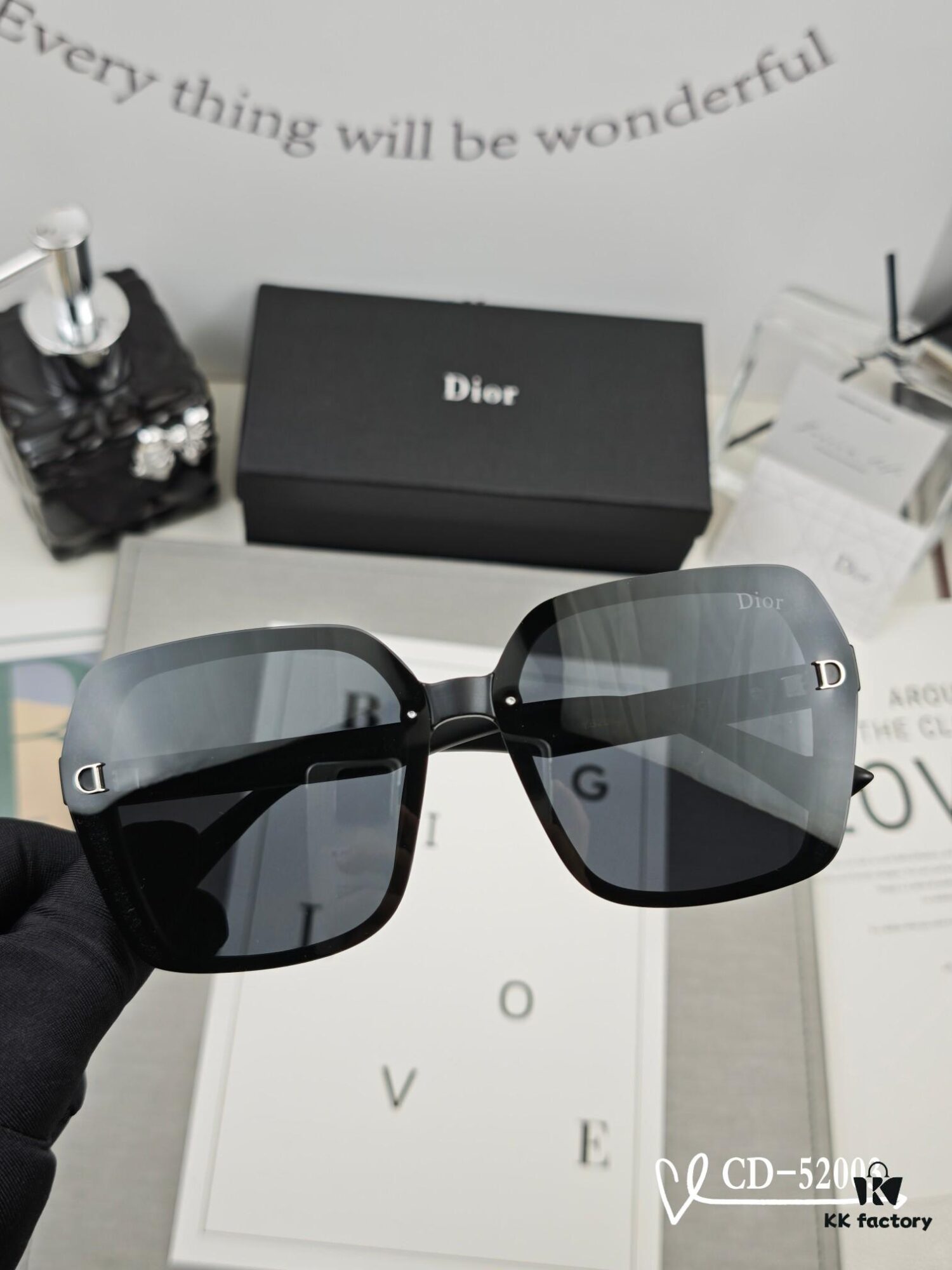 6931fe833a89a121ed54e9c3 DIOR France | Polarized TR90 Sunglasses with Lightweight Comfort Fit, Model 52003