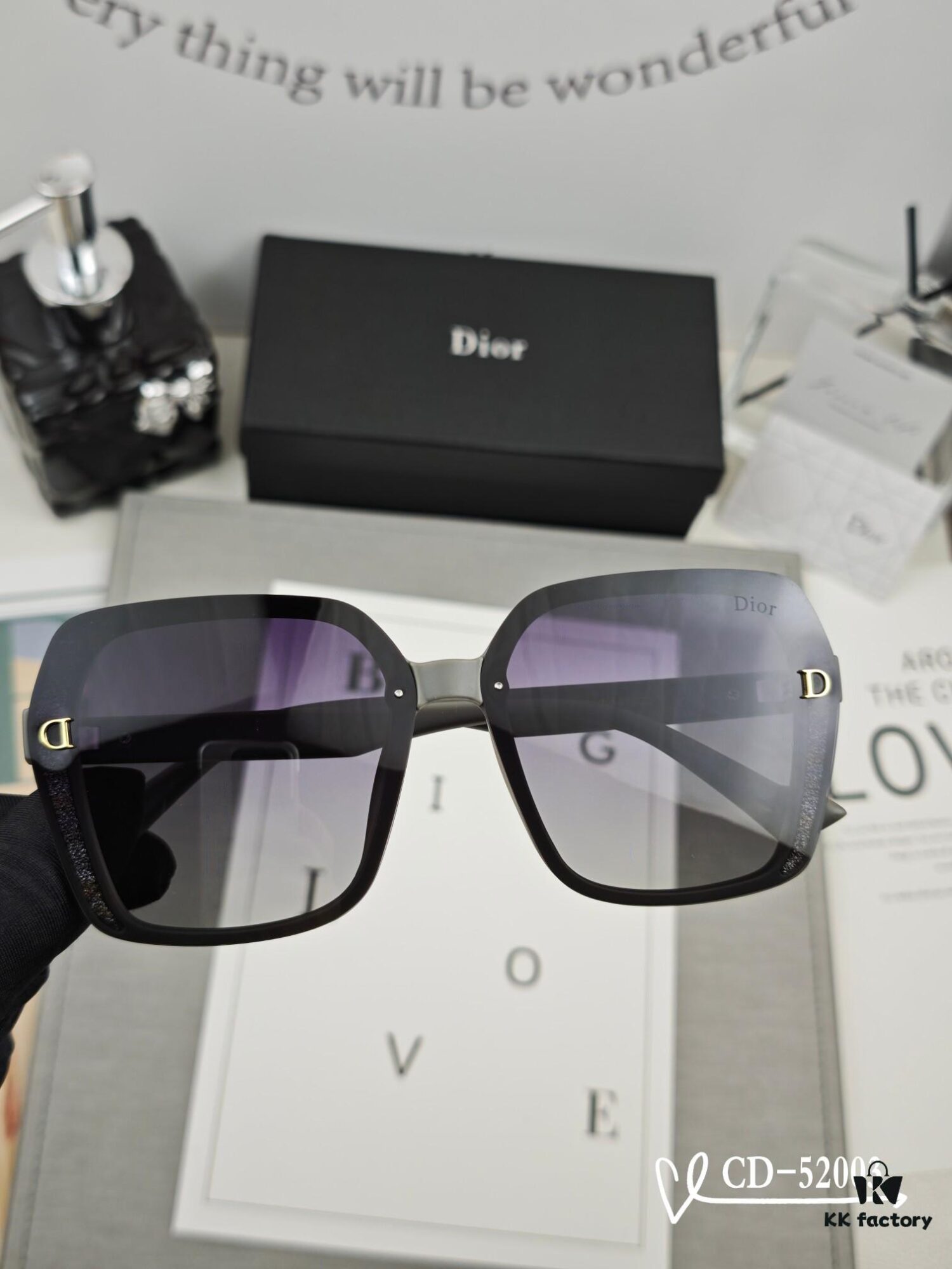 6931fe833a89a121ed54e9c4 DIOR France | Polarized TR90 Sunglasses with Lightweight Comfort Fit, Model 52003