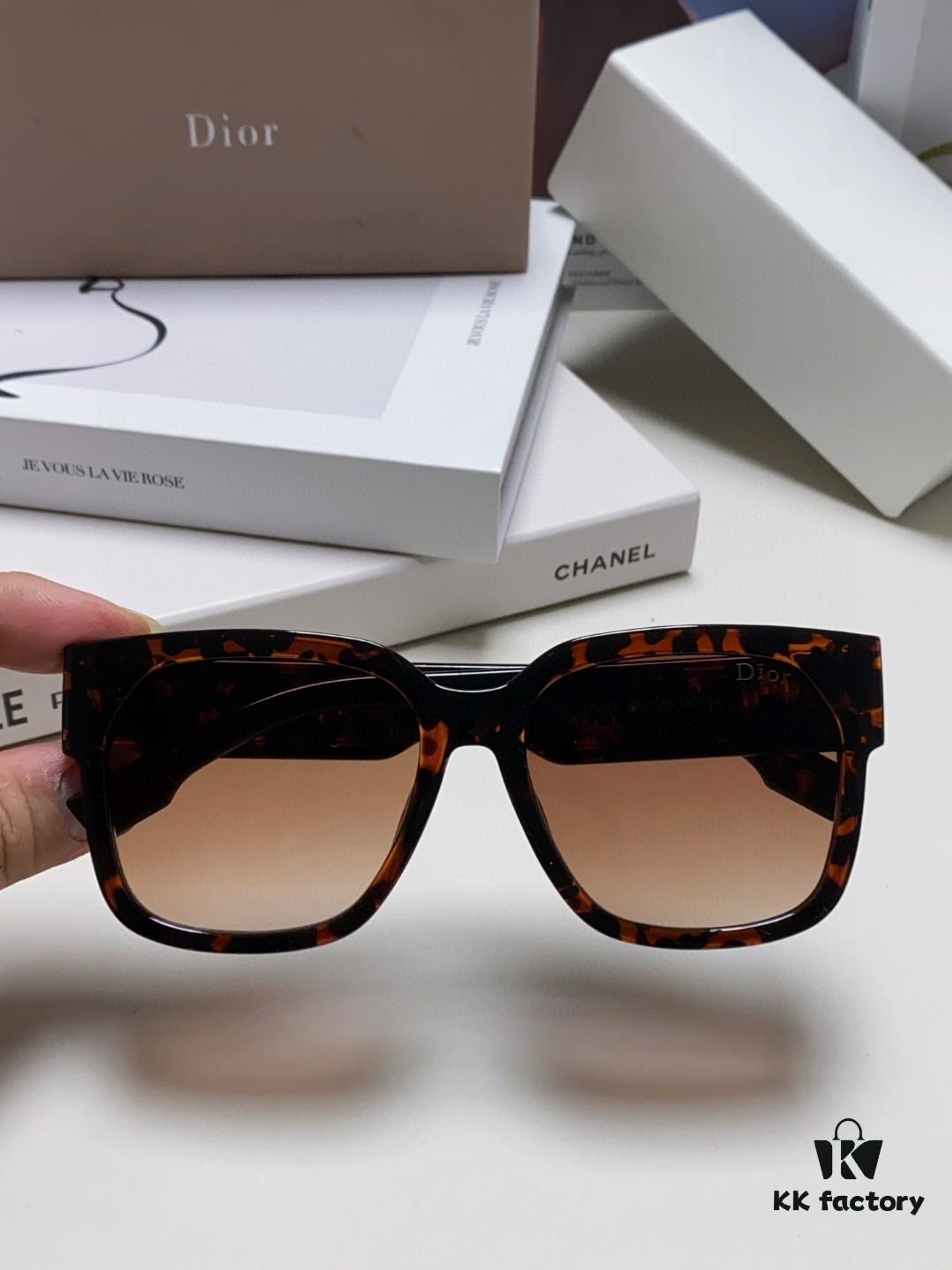 6931fe853a89a121ed54e9d7 Dior 2025 New Arrival Classic D-Brand Oversized Sunglasses, Stylish and Flattering, Sun Protection for Women, Influencer Favorite