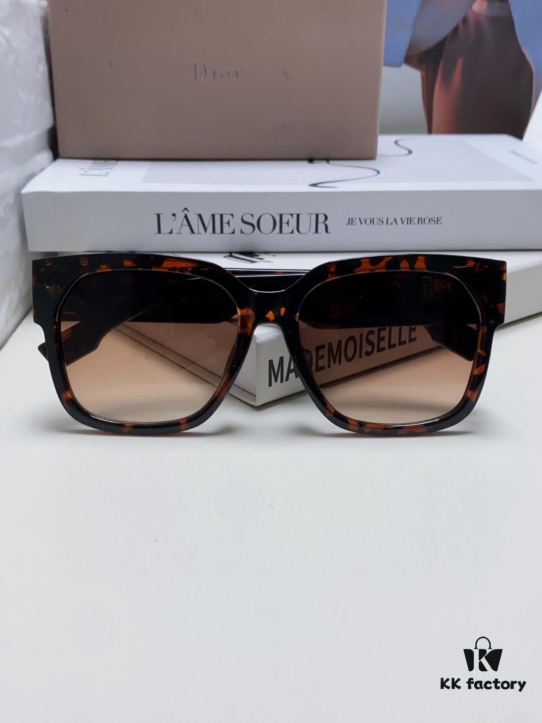 6931fe853a89a121ed54e9da Dior 2025 New Arrival Classic D-Brand Oversized Sunglasses, Stylish and Flattering, Sun Protection for Women, Influencer Favorite
