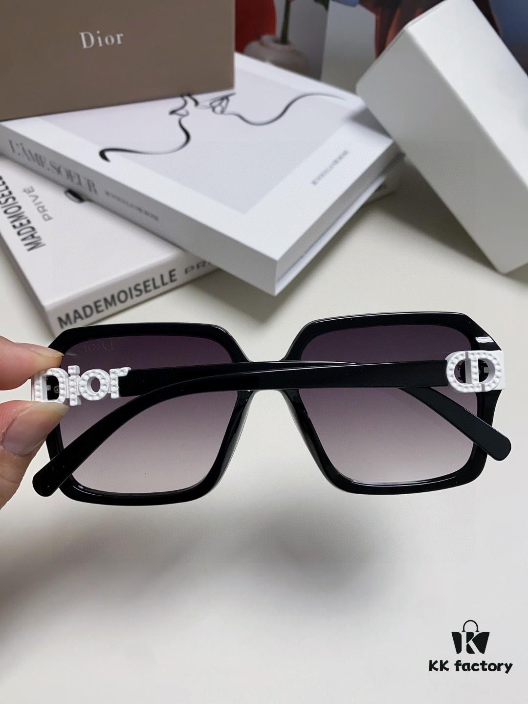 6931fe873a89a121ed54e9f6 DIOR Dior Large Frame 2025 New Arrival Asymmetric D Letter Design Fully Paved with Micro Diamonds 💎 Classic Timeless Square Shape with Asymmetric Accent on the Left Fashion Best-Selling Eyeglasses Sunglasses