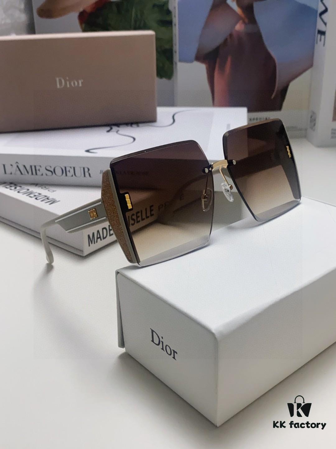 6931fe893a89a121ed54ea0f Dior 2025 New Large Frame Women's Sunglasses, Square-Cut Rimless UV-Protective Vacation Sunglasses