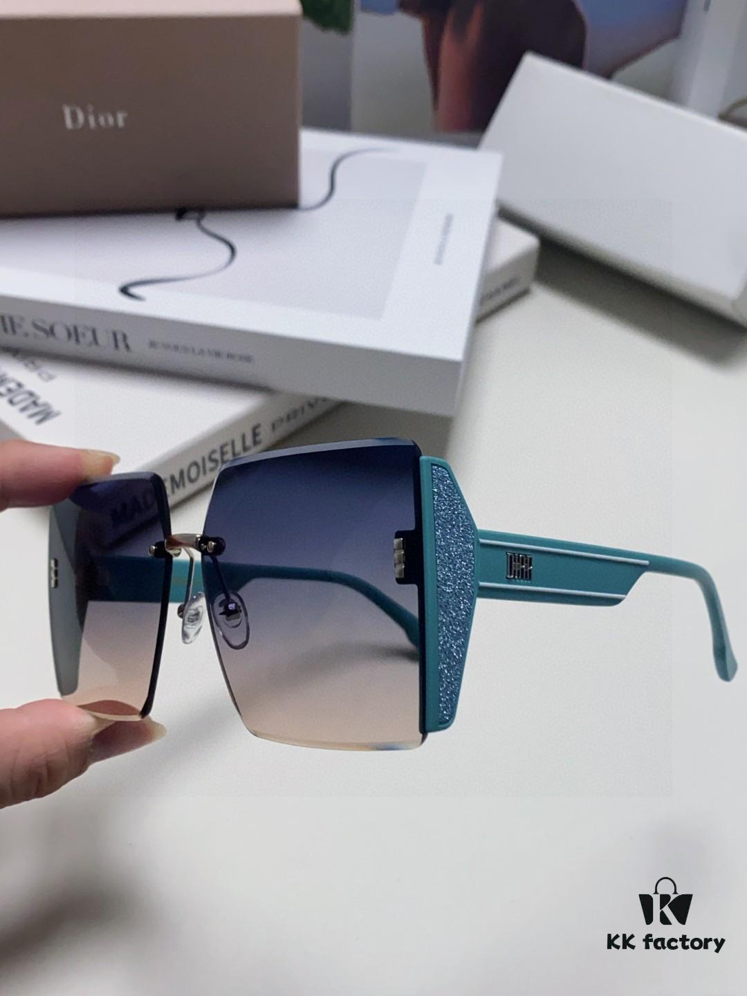 Dior 2025 New Large Frame Women's Sunglasses, Square Edged Frameless UV-Protective Vacation Sunglasses
