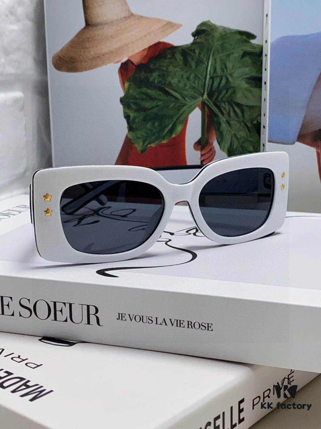 6931fe8c3a89a121ed54ea36 Dior DIORPACIFIC S1U Classic Two-Tone Sunglasses with Golden Star Hardware