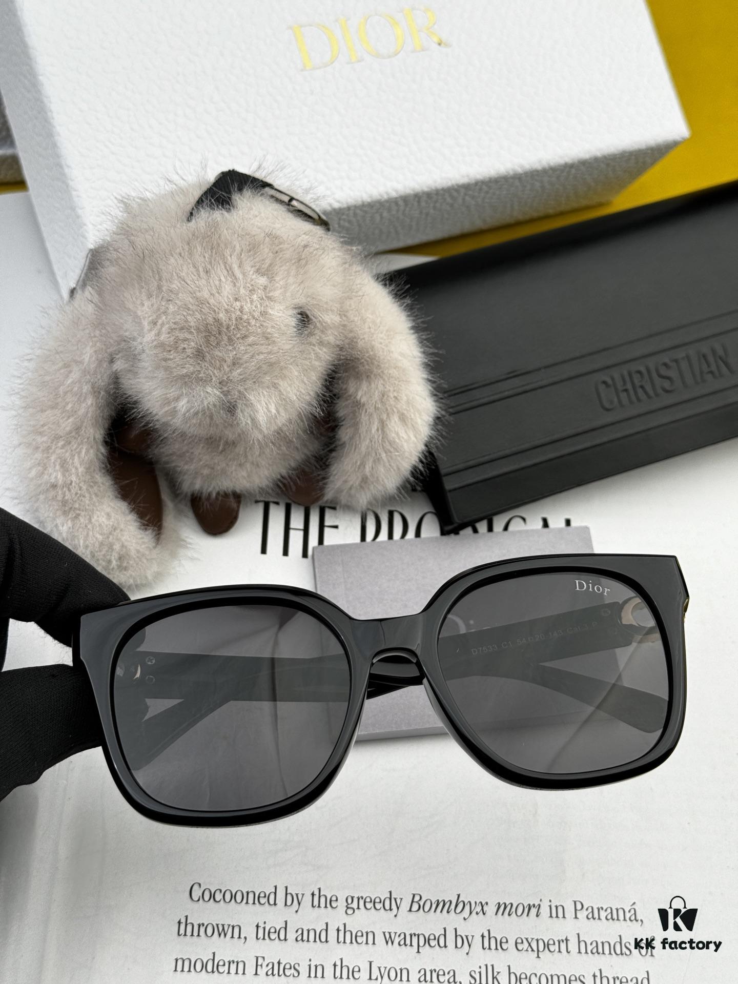 6931fe973a89a121ed54ead0 DIOR 2025 New Arrival Trendy Fashion Square Frame Sunglasses for Women, HD Thick Polarized Lens, Comfortable Wear, Influencer Style