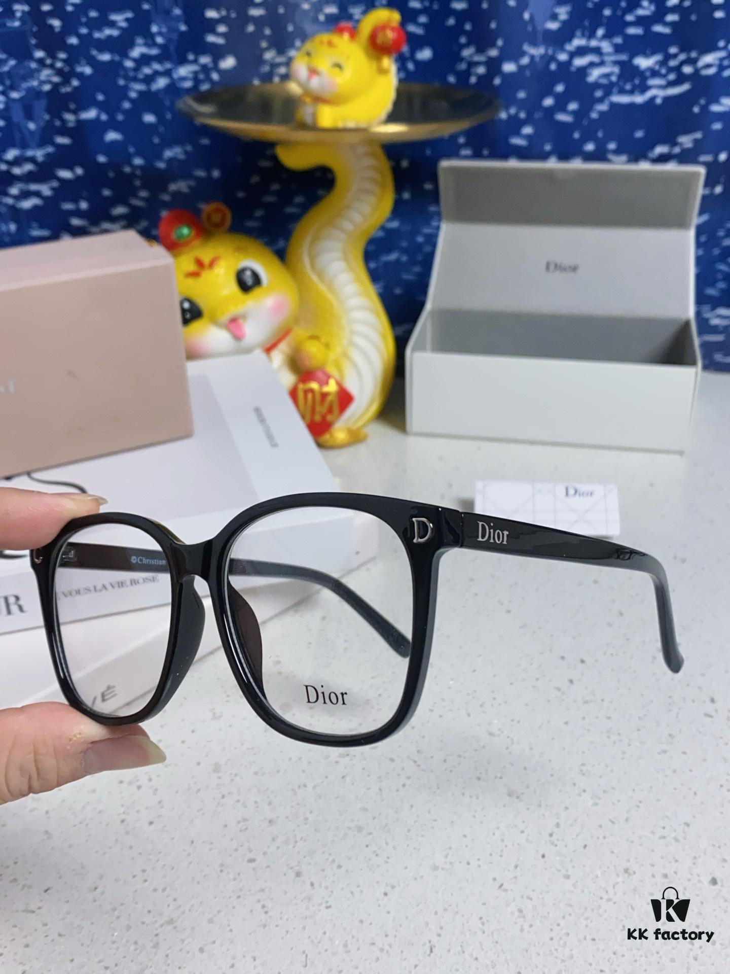 6931fea23a89a121ed54eb5e Dior 2025 New Arrival Minimalist Black Frame Women's Glasses, D-Shaped Grey Blue-Light Blocking Optical Glasses, Unisex Photochromic Myopia Eyewear, Sunglasses for Men and Women