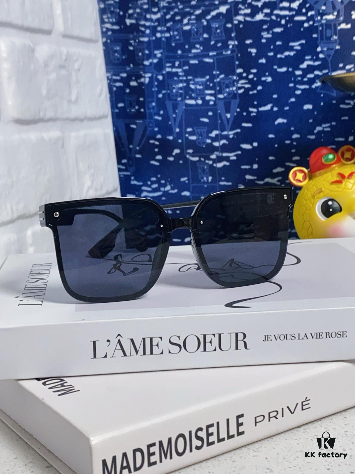 6931fea43a89a121ed54eb6f Dior 2025 New Arrival Women's Sunglasses, Stylish Oversized Square Frame, Korean Fashion Influencer-Style Glasses, Slimming UV-Protective Sunglasses for Round Faces