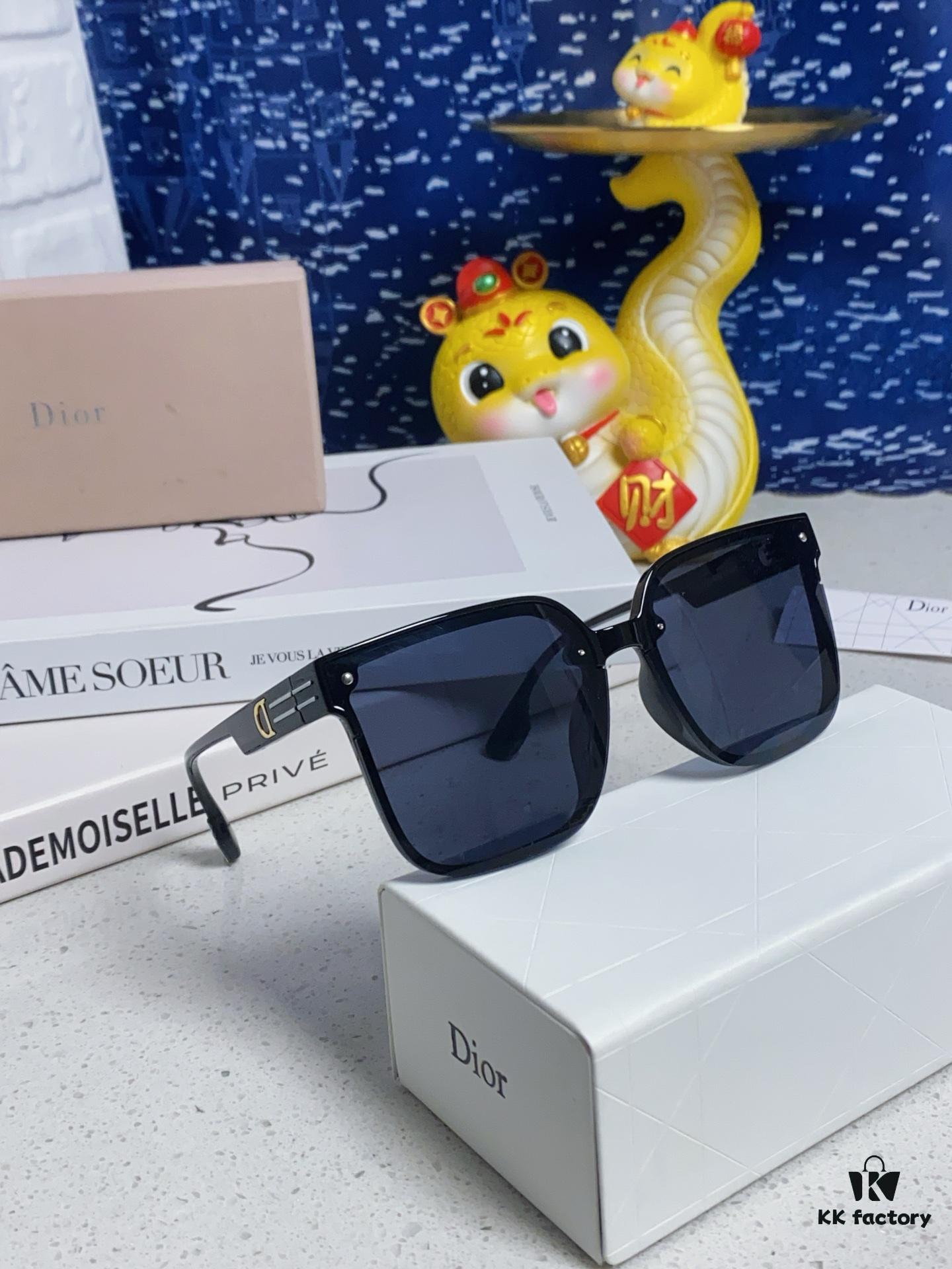 6931fea43a89a121ed54eb72 Dior 2025 New Arrival Women's Sunglasses, Stylish Oversized Square Frame, Korean Fashion Influencer-Style Glasses, Slimming UV-Protective Sunglasses for Round Faces