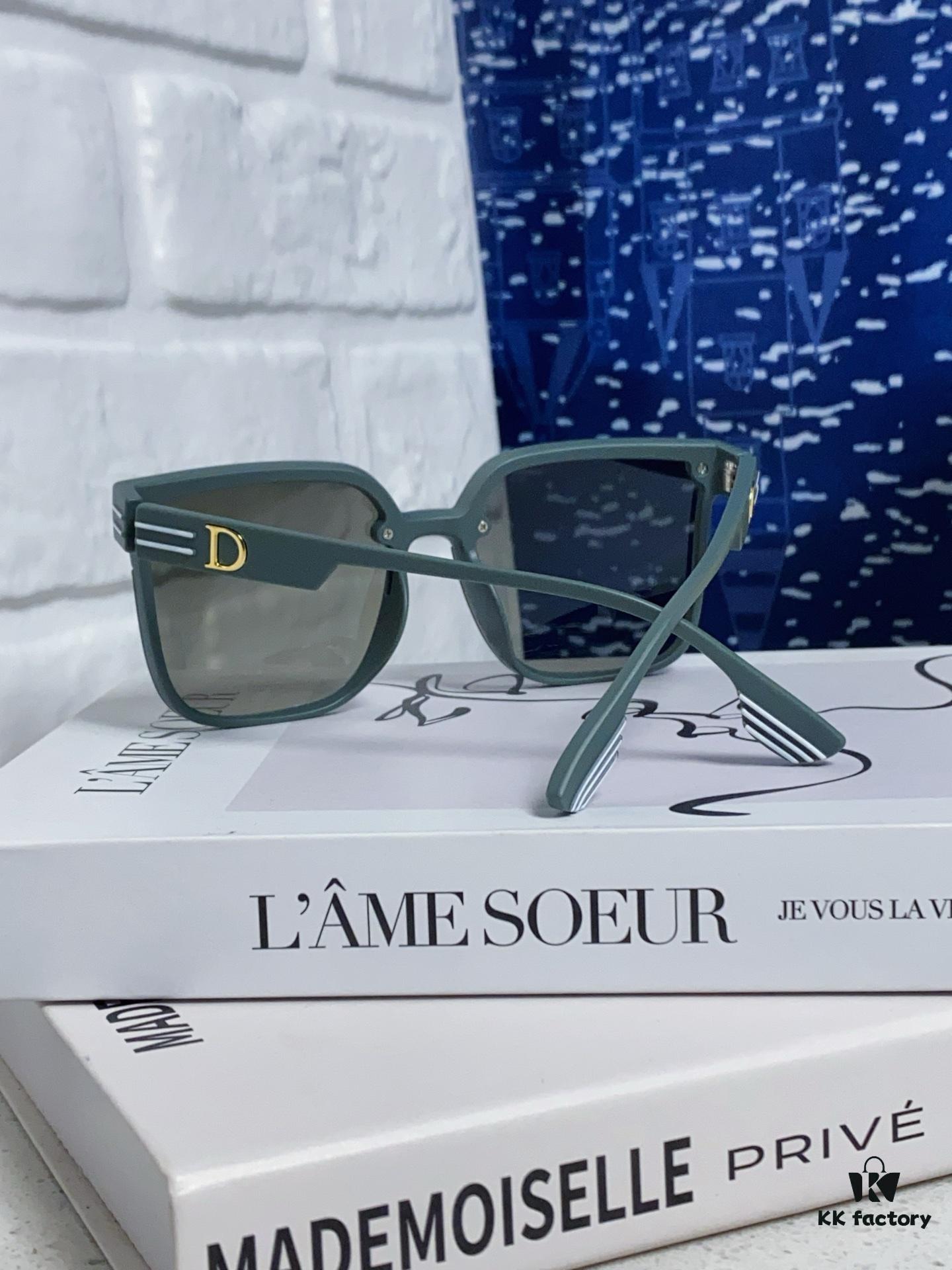 6931fea53a89a121ed54eb83 Dior 2025 New Arrival Women's Sunglasses, Trendy and Sophisticated Square Oversized Frame, Korean Style Influencer Glasses, Flattering for Round Faces, UV-Protective Sun Glasses
