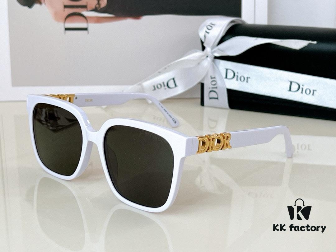 6931feaa3a89a121ed54ebc0 135 DIOR Unisex Square Versatile Sunglasses Model: 8601 Size: 55-18-145