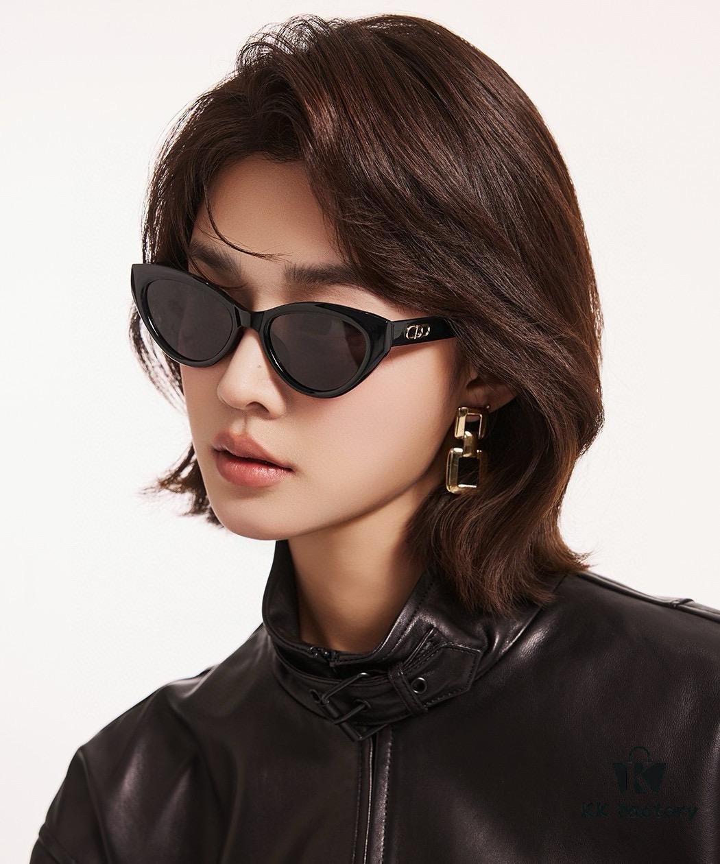 6931feb13a89a121ed54ec18 【DIOR】2025 Spring New Arrival Trendy Fashion Square Polarized Sunglasses High Quality Comfortable Wear Influencer Style Shades Model: D4109