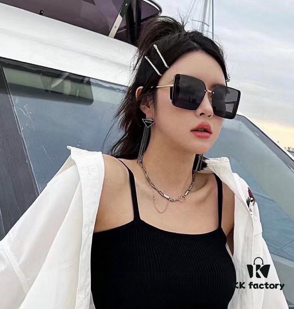 6931feb23a89a121ed54ec29 【TR Polarized Series】DIOR Classic Square Frame Design, Flattering on All Face Shapes, Perfectly Matches Coats or Dresses, Exuding Elegance and Style