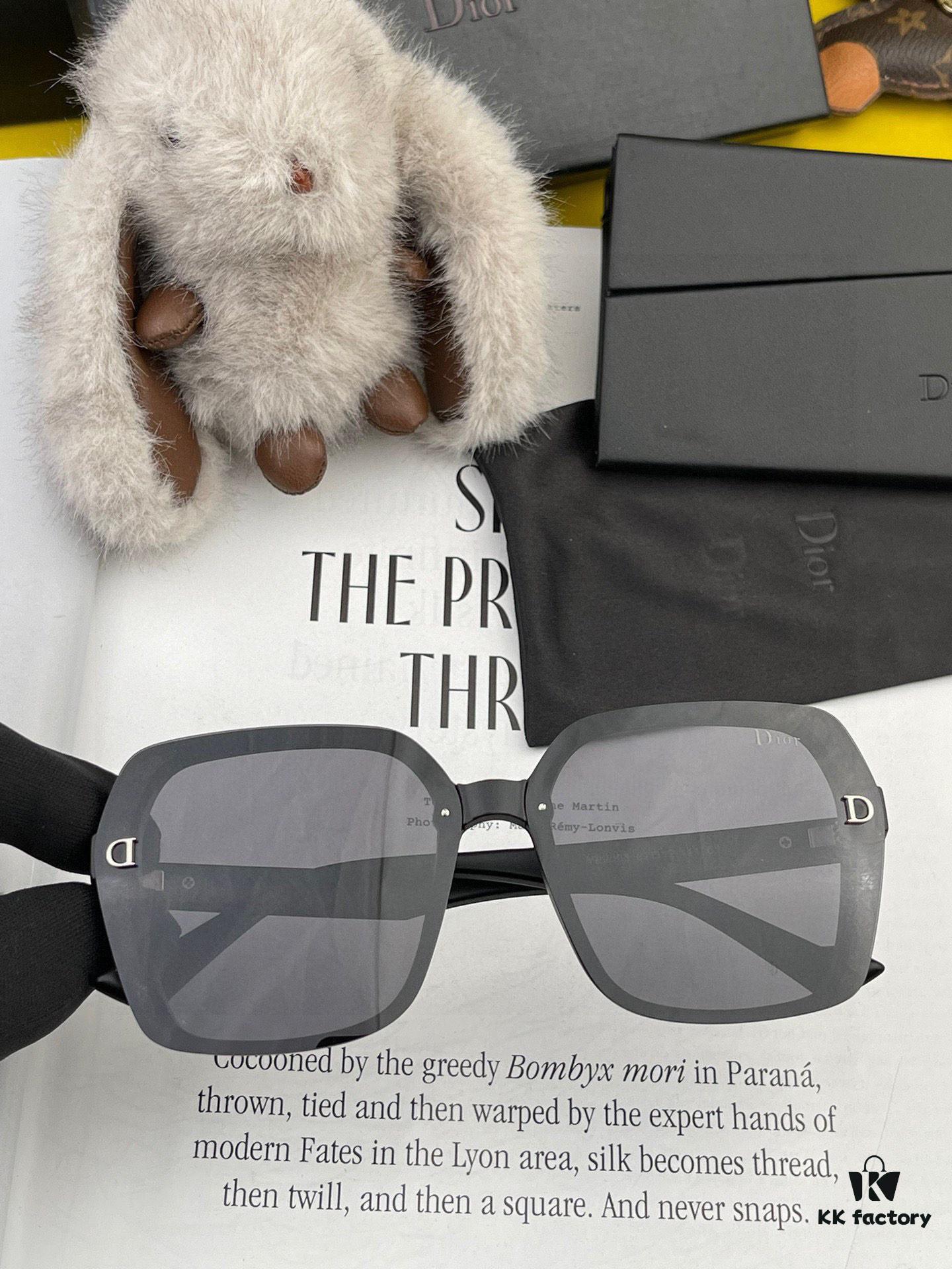 6931feb53a89a121ed54ec50 DIOR D3200 Polarized Sunglasses Fashionable Design for Driving and Everyday Wear