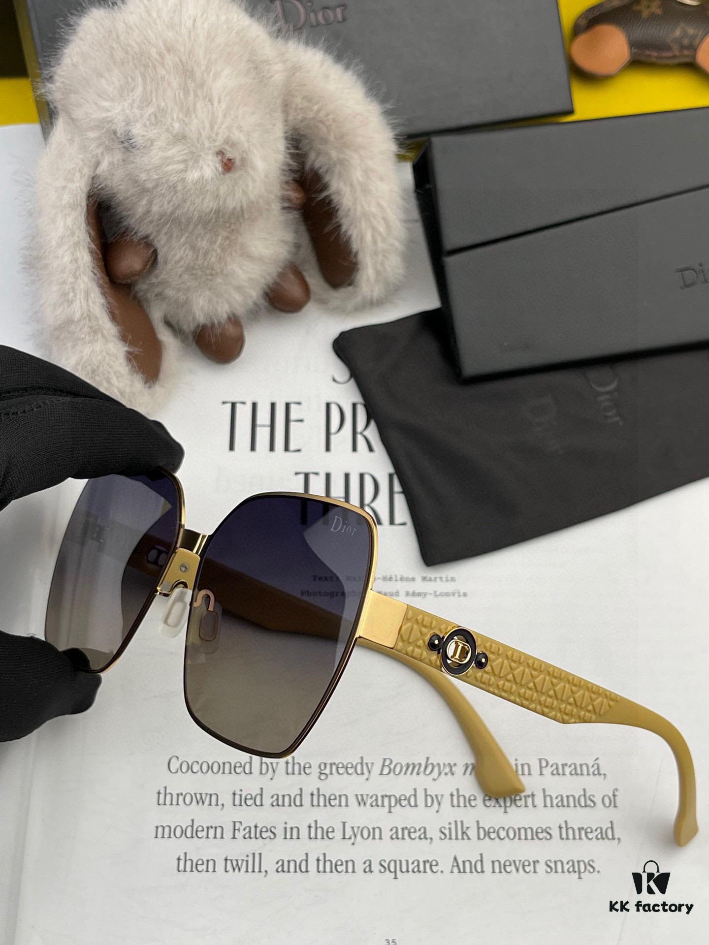 DIOR - Nylon Polarized Sunglasses 2025 Spring New Arrival Trendy High-Quality Fashion Polarized Sunglasses Comfortable Wear Influencer Style HD Women's Sunglasses 🕶️ High-Quality TR Frame Model: CHCD6330