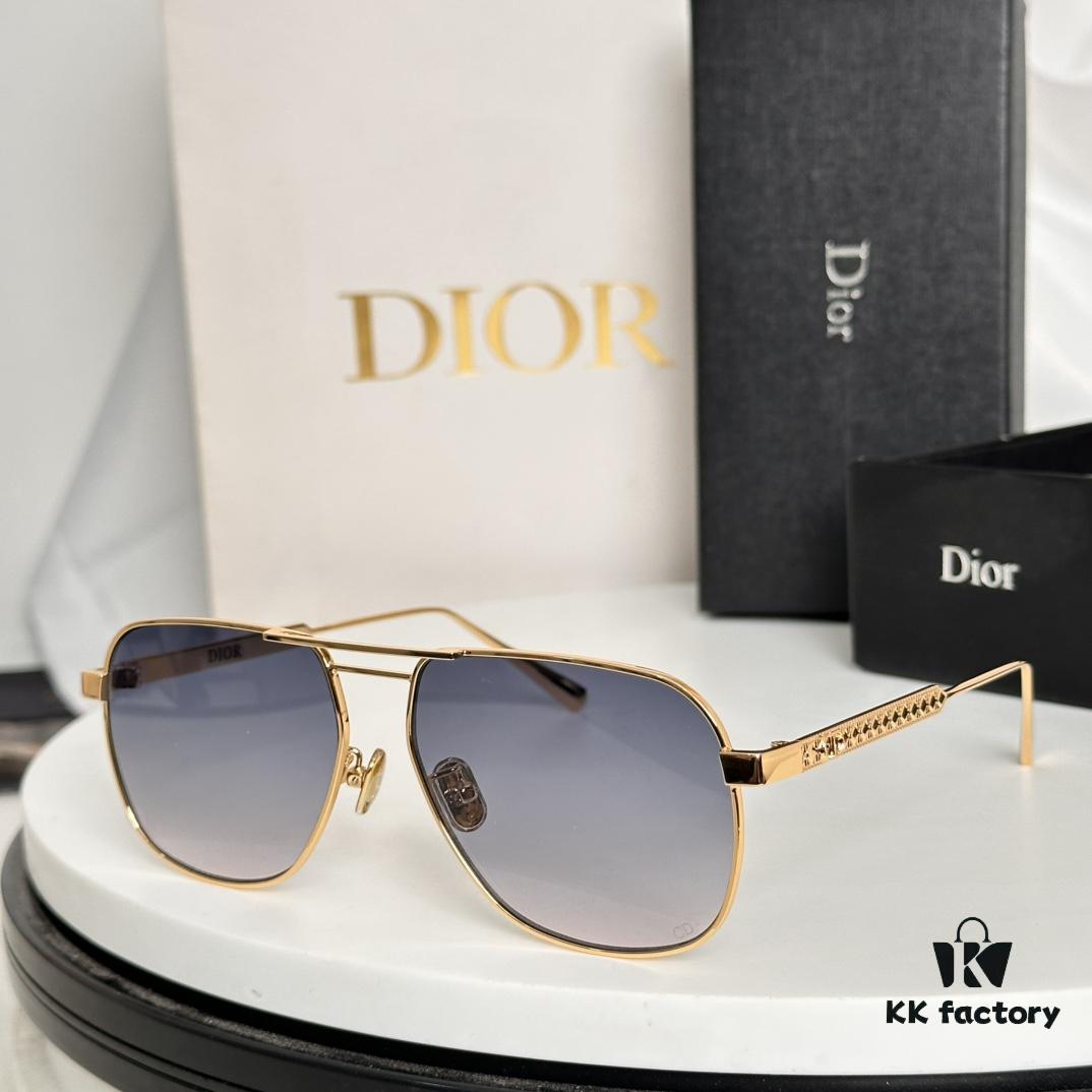 Versatile Frame for Natural Look with Gold Wire