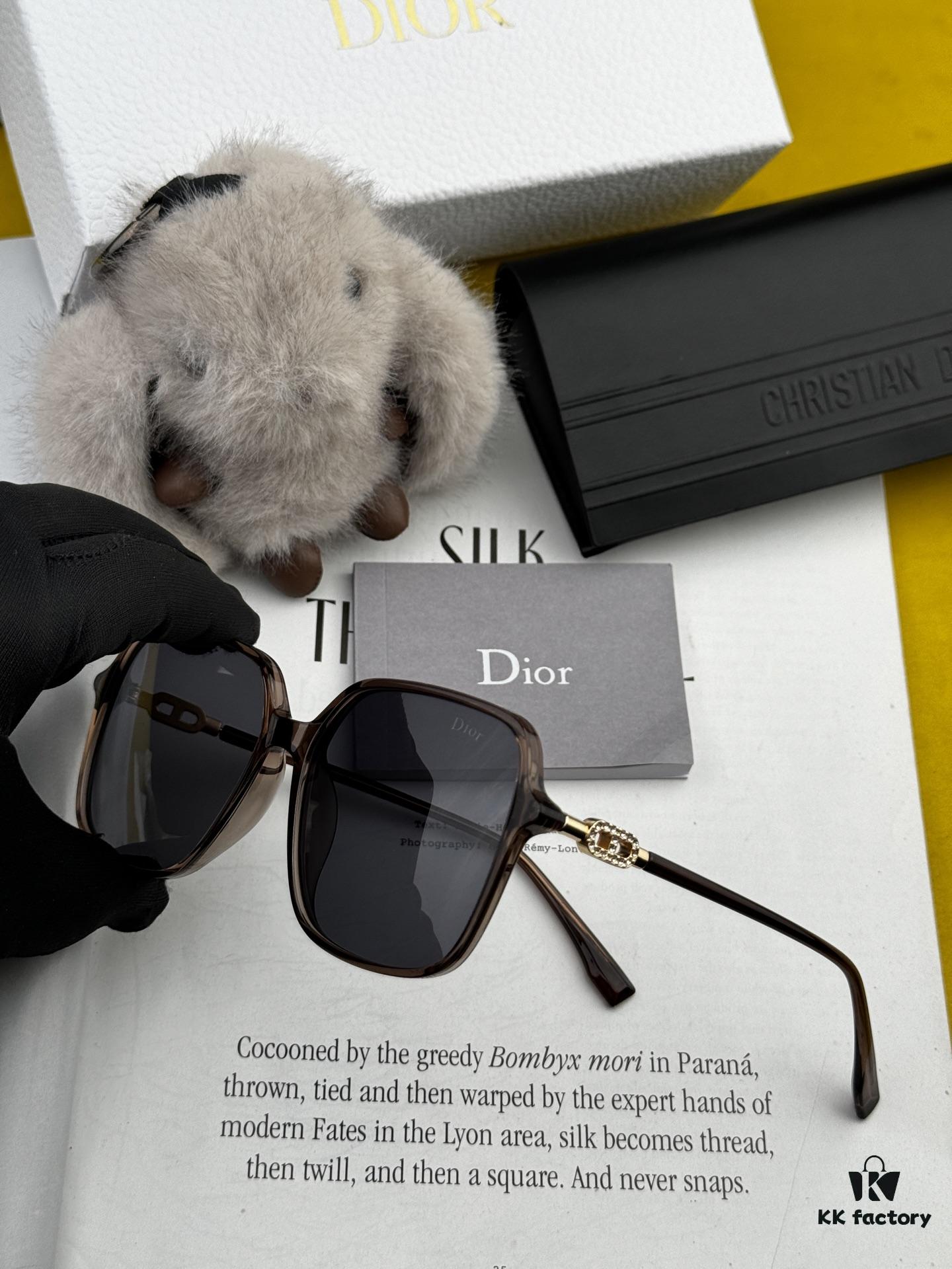 6931fec03a89a121ed54ecdb DIOR 2025 Spring New Arrival Trendy Best-Selling Fashion Round Frame Polarized Sunglasses High-Quality Lightweight TR Frame Women's HD Thickened Polarized Sunglasses