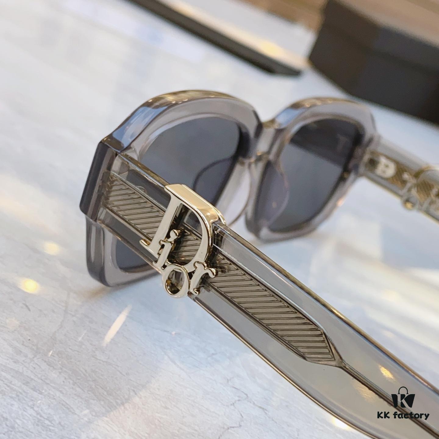Dior New Arrival Sunglasses, MODEL: DiorSignature S2l, SIZE: 52-20-145